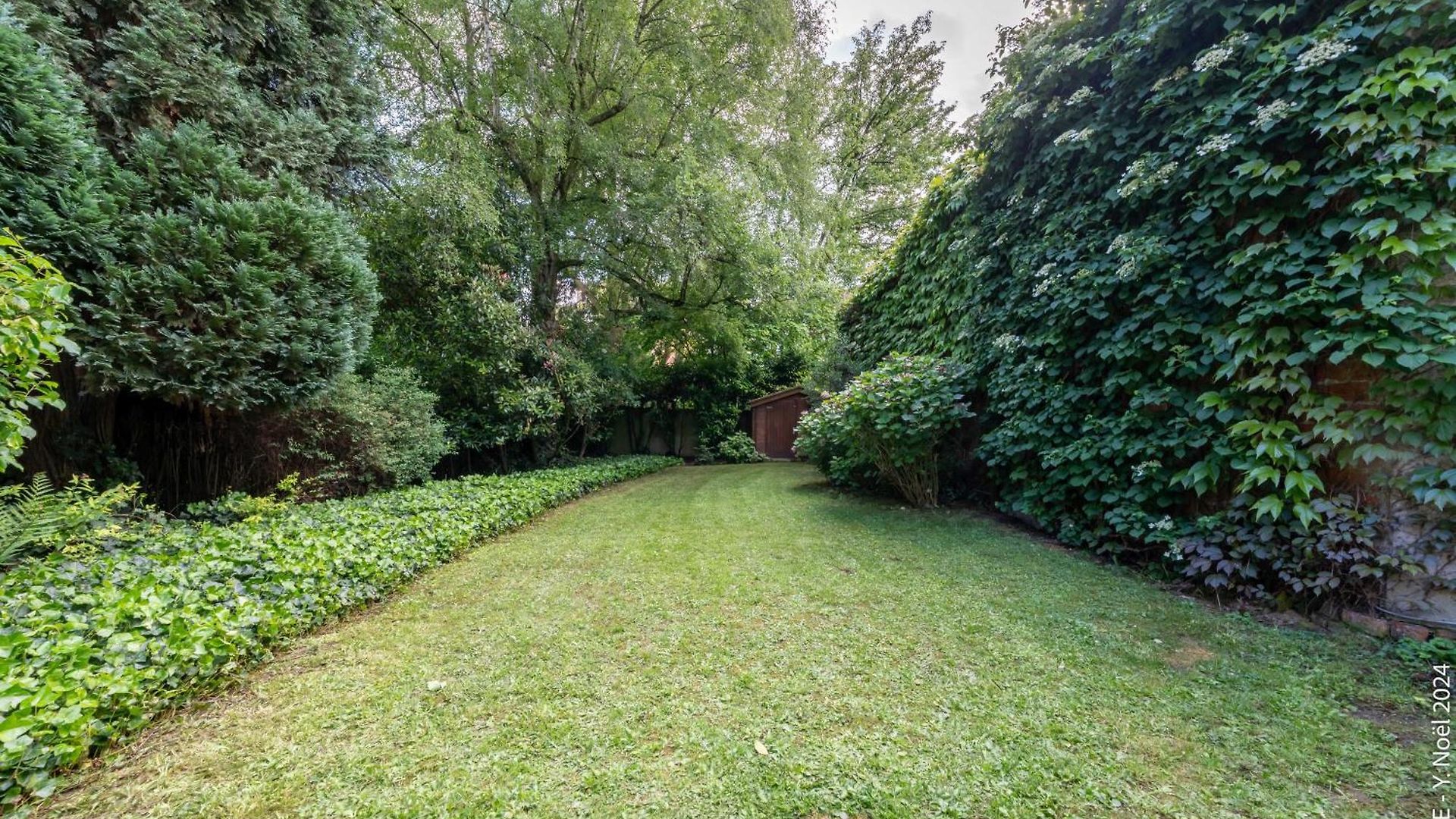 La Louve - Big Place & Garden - Parking Gratuit *
