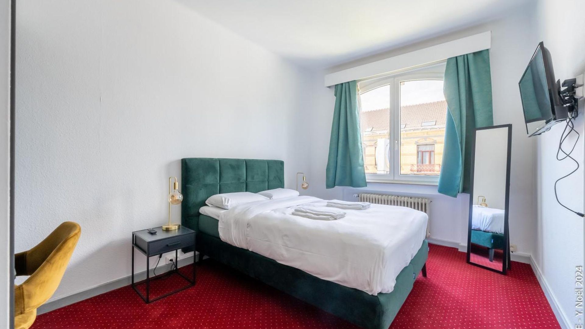 La Louve - Big Place & Garden - Parking Gratuit * Brussels