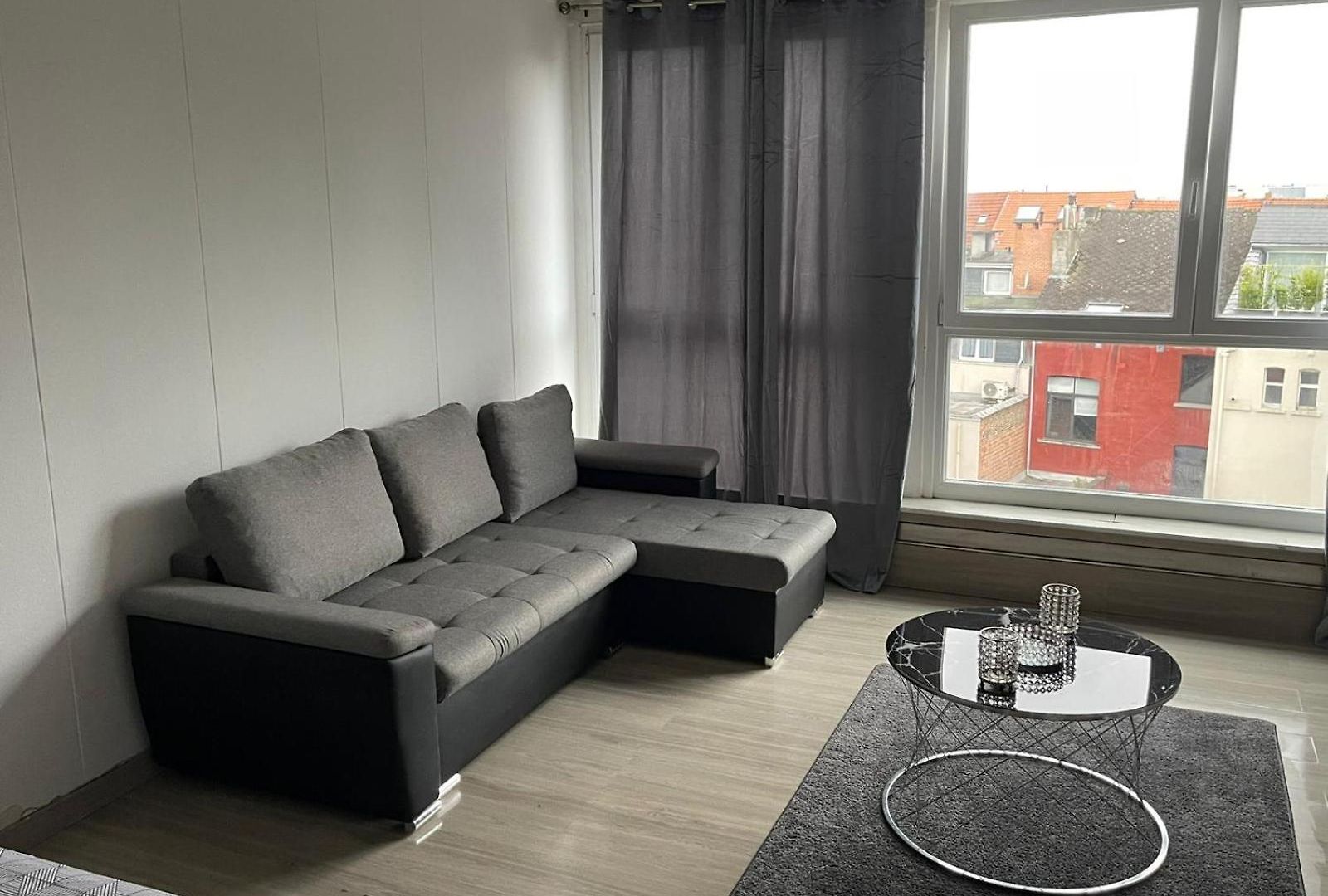 Elegant A Louise, Quartier Prestige De Brussels