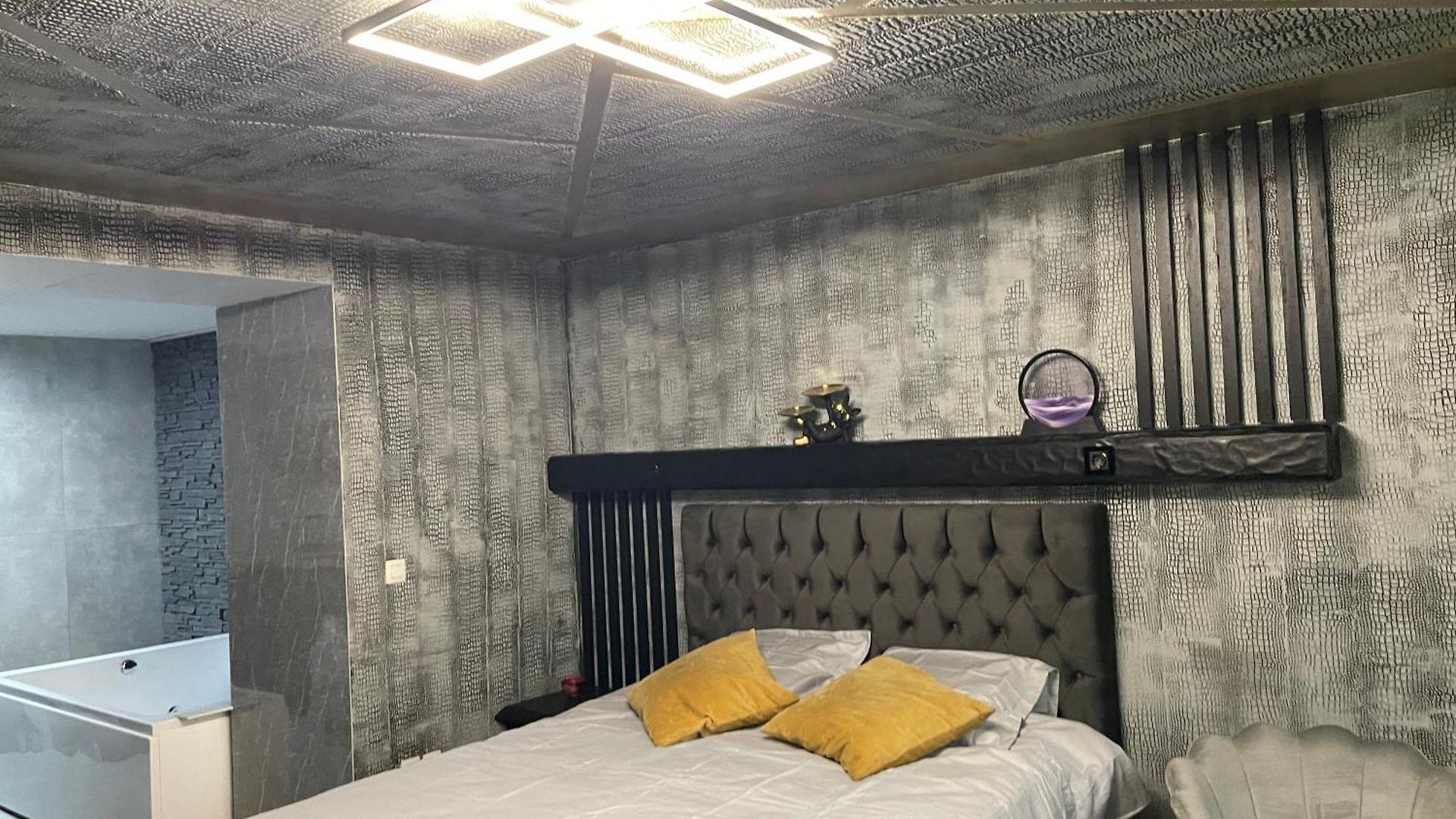 Jungle Romantic - Private Jacuzzi - Apartment *