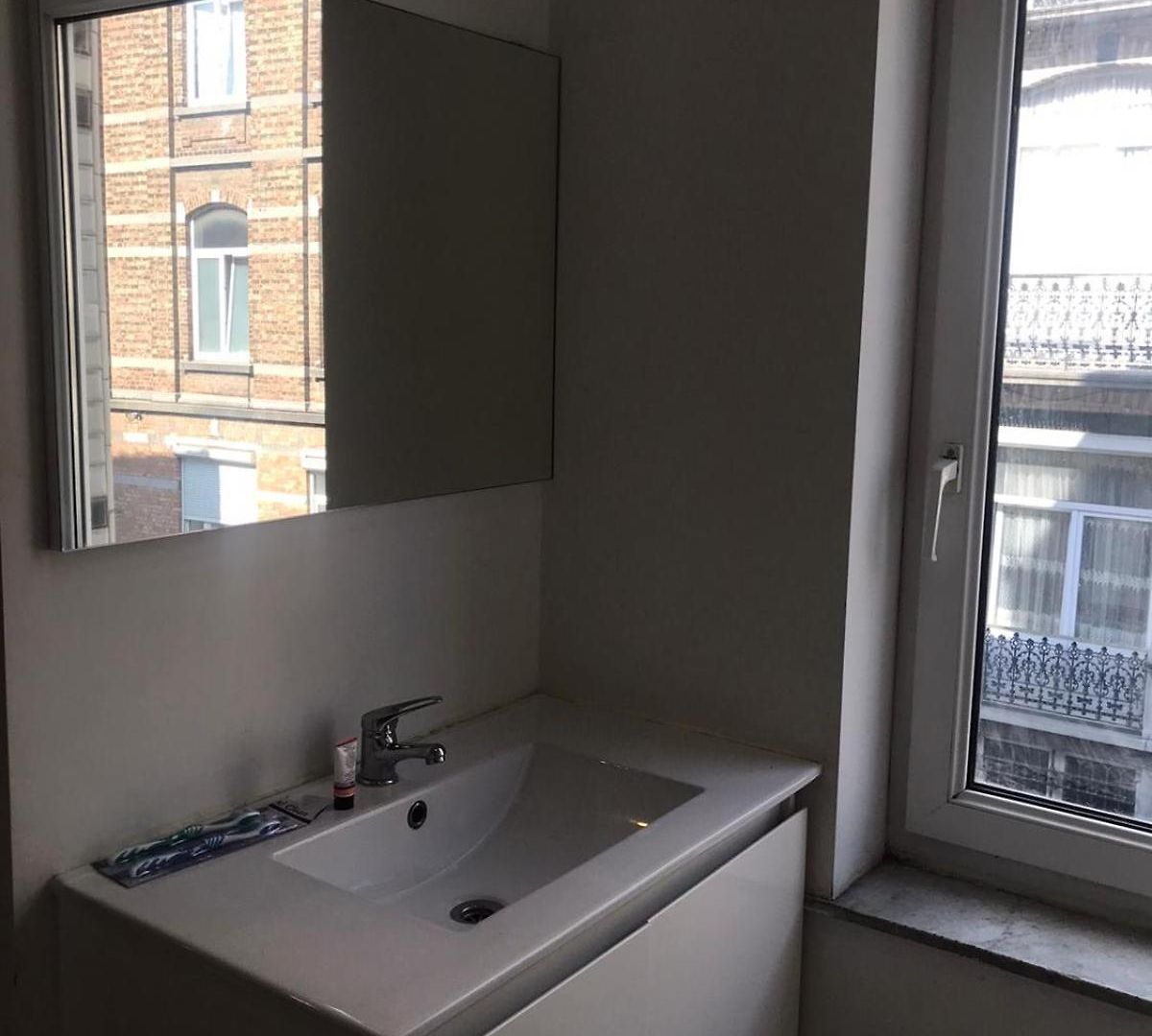 Maison Partagee Cle Rouge Homestay Brussels
