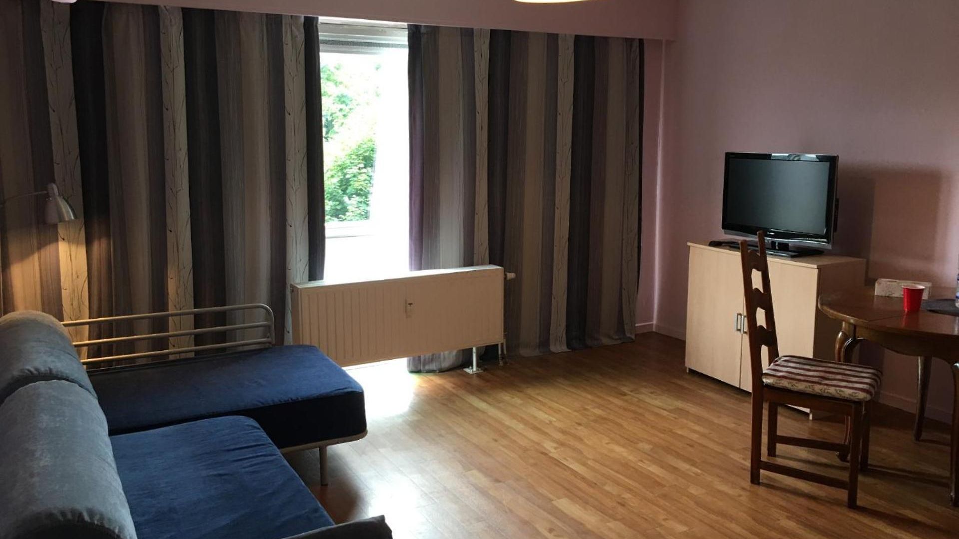 солнечная комфортная студия в андерлехт с лифтом Apartment