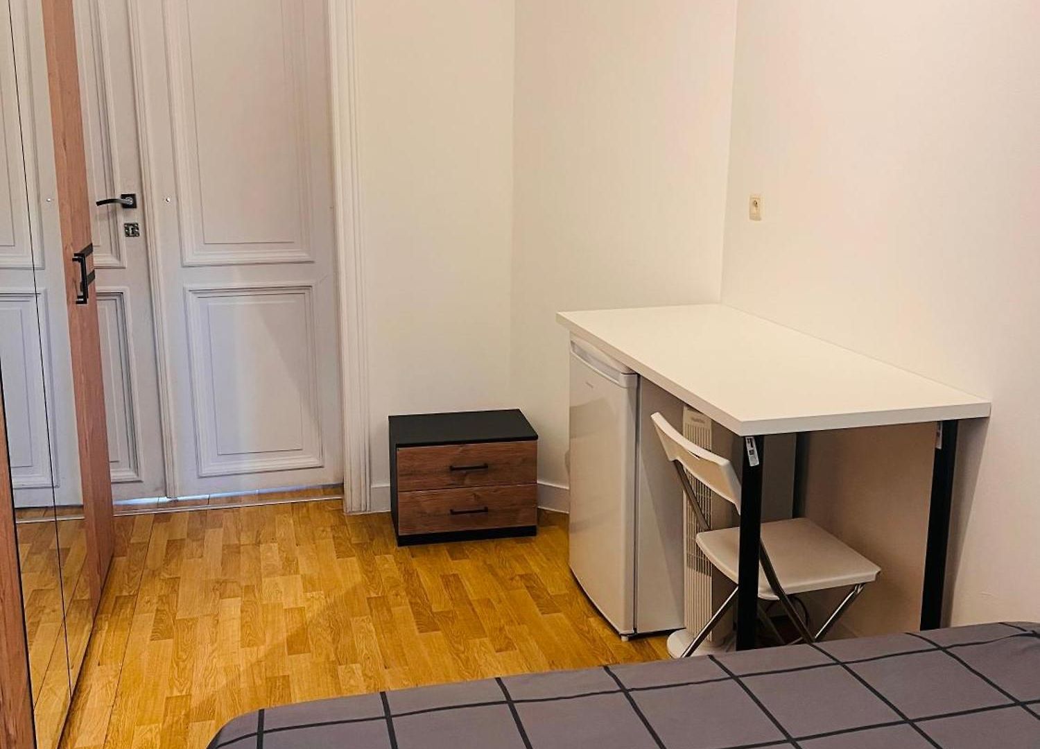 Apartment Da Nessa Proximo A Louise Brussels