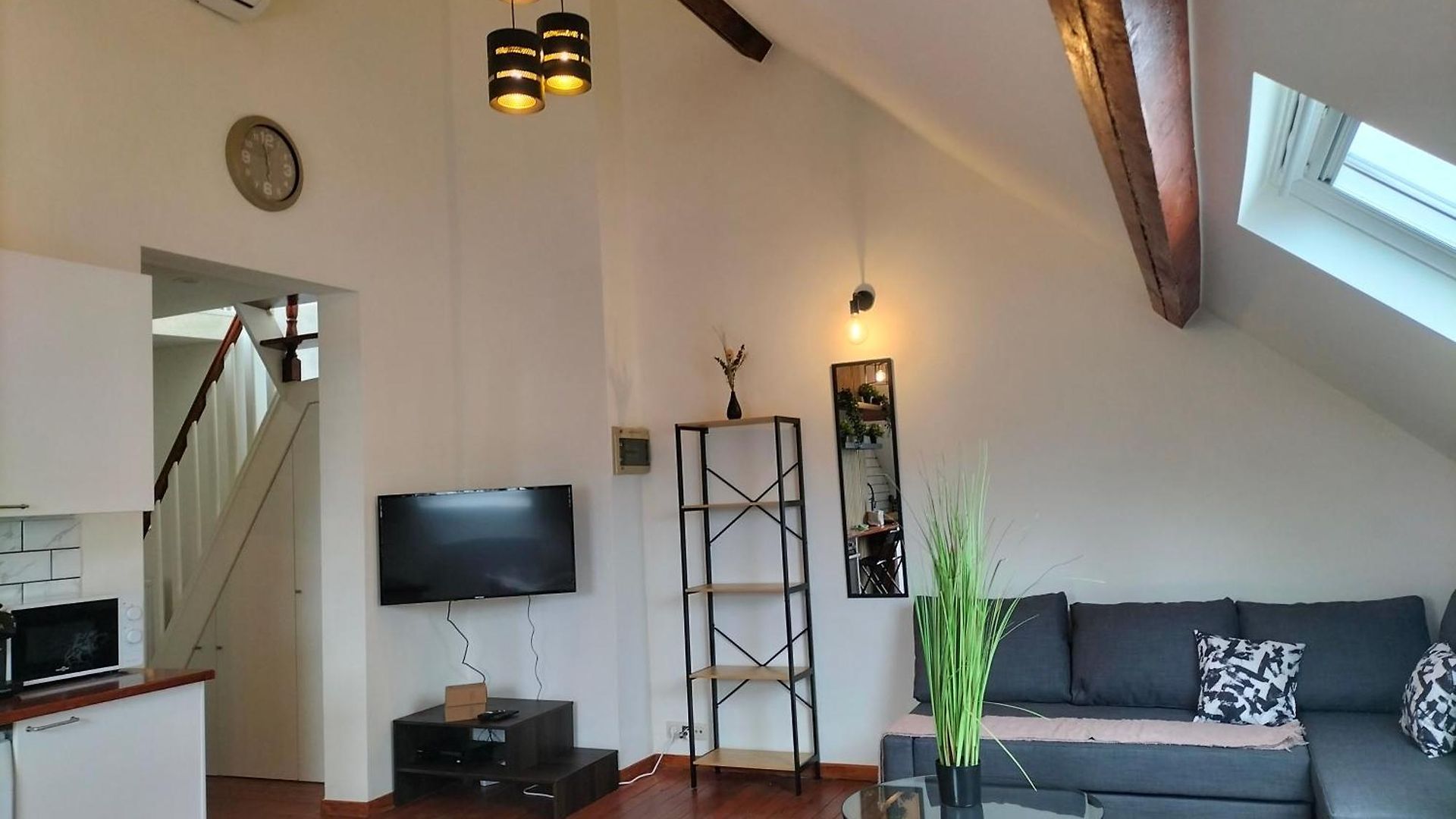 New Cozy In Porte De Hal Appartement Brussel