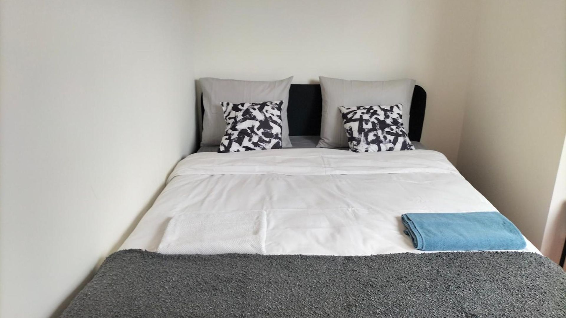 Appartement New Cozy In Porte De Hal *