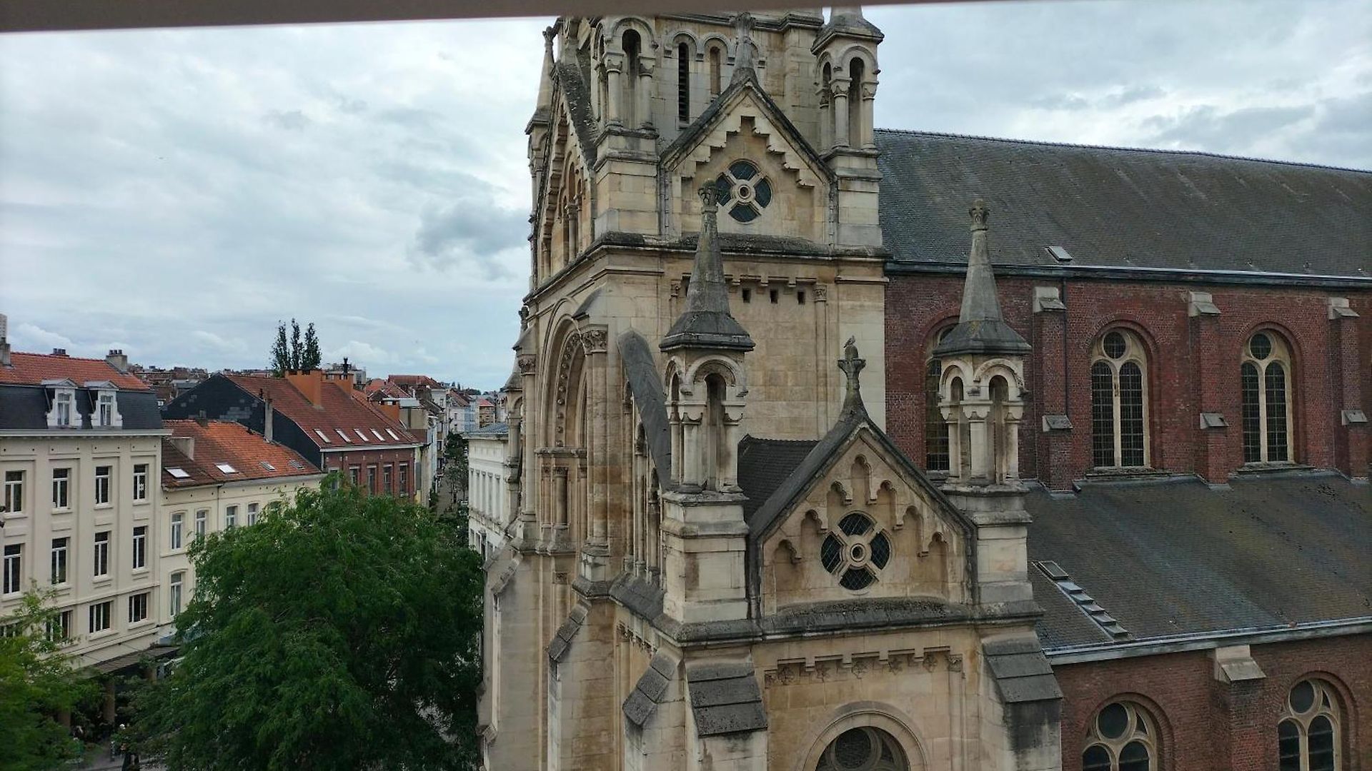 New Cozy In Porte De Hal Brussel