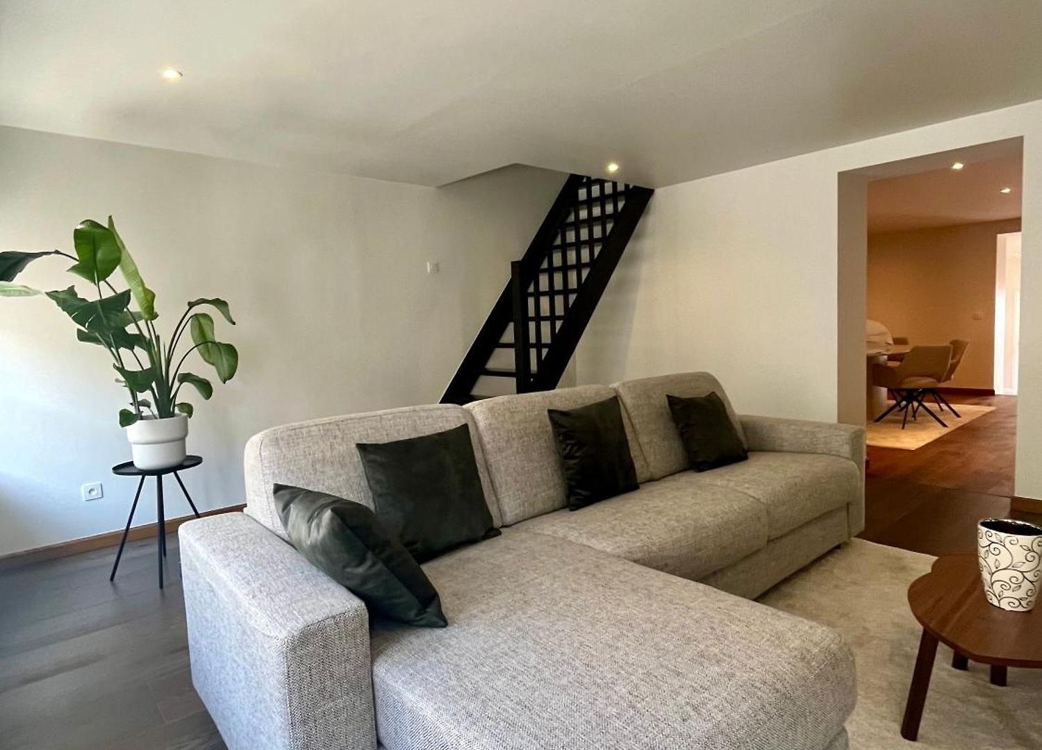 Appartement Stilias 6p Center Brussel