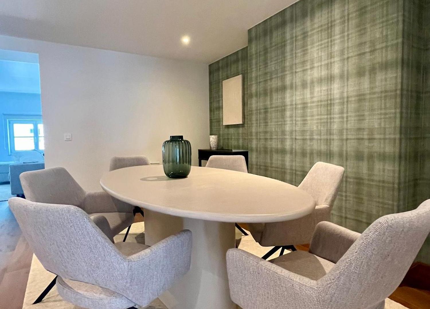 Stilias 6p Center *