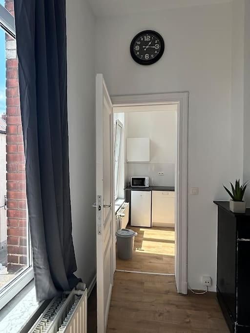 Issa Apartment