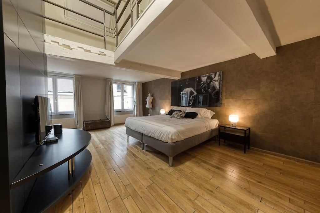 Authentic Belgian Home, Downtown * Brussel