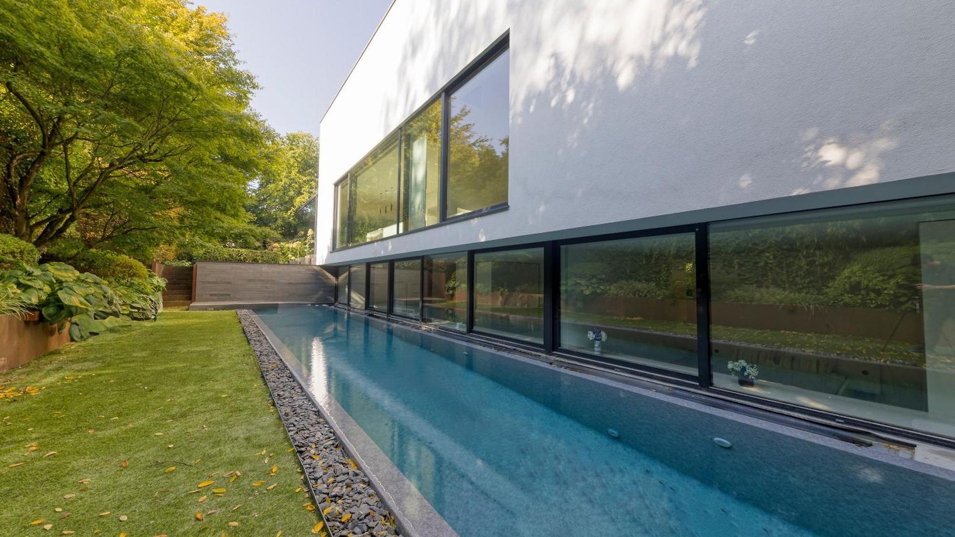 Luxurious 1000m2 With Garden And Pool Villa Brussels
