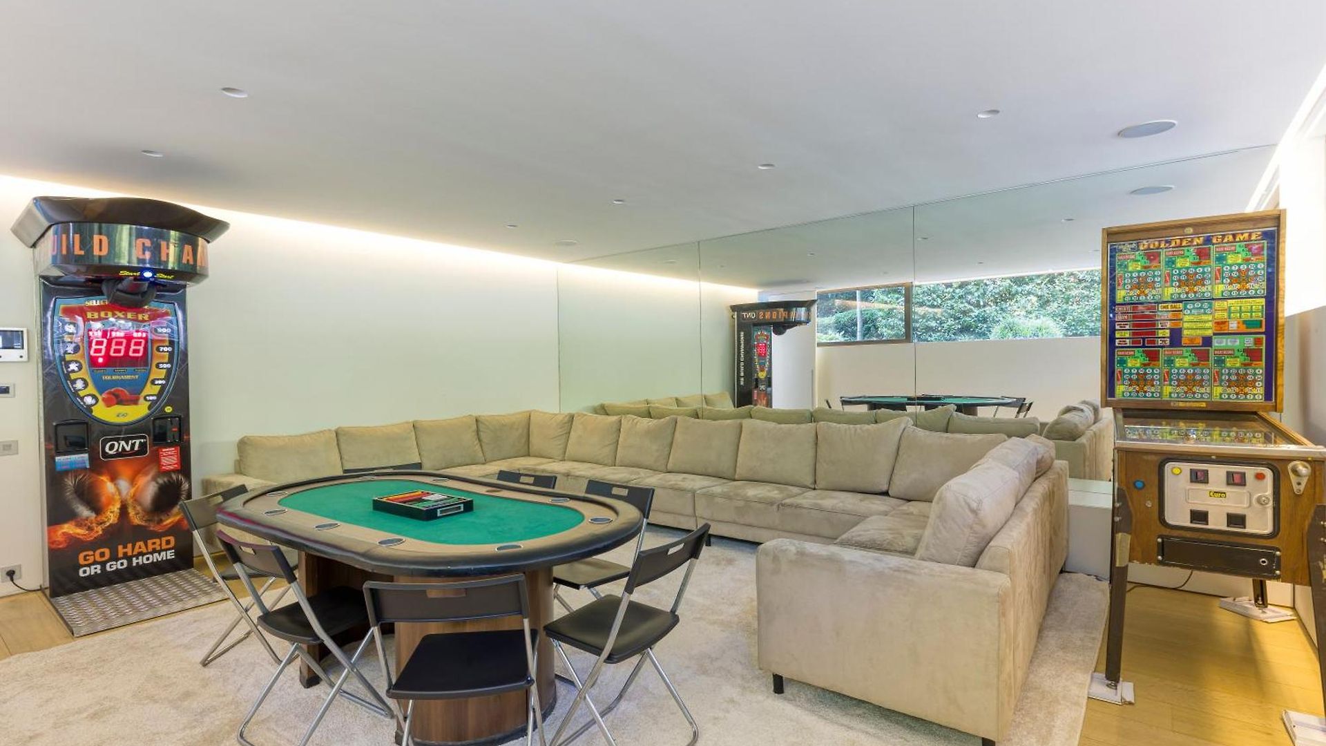 Luxurious 1000m2 With Garden And Pool Brussels