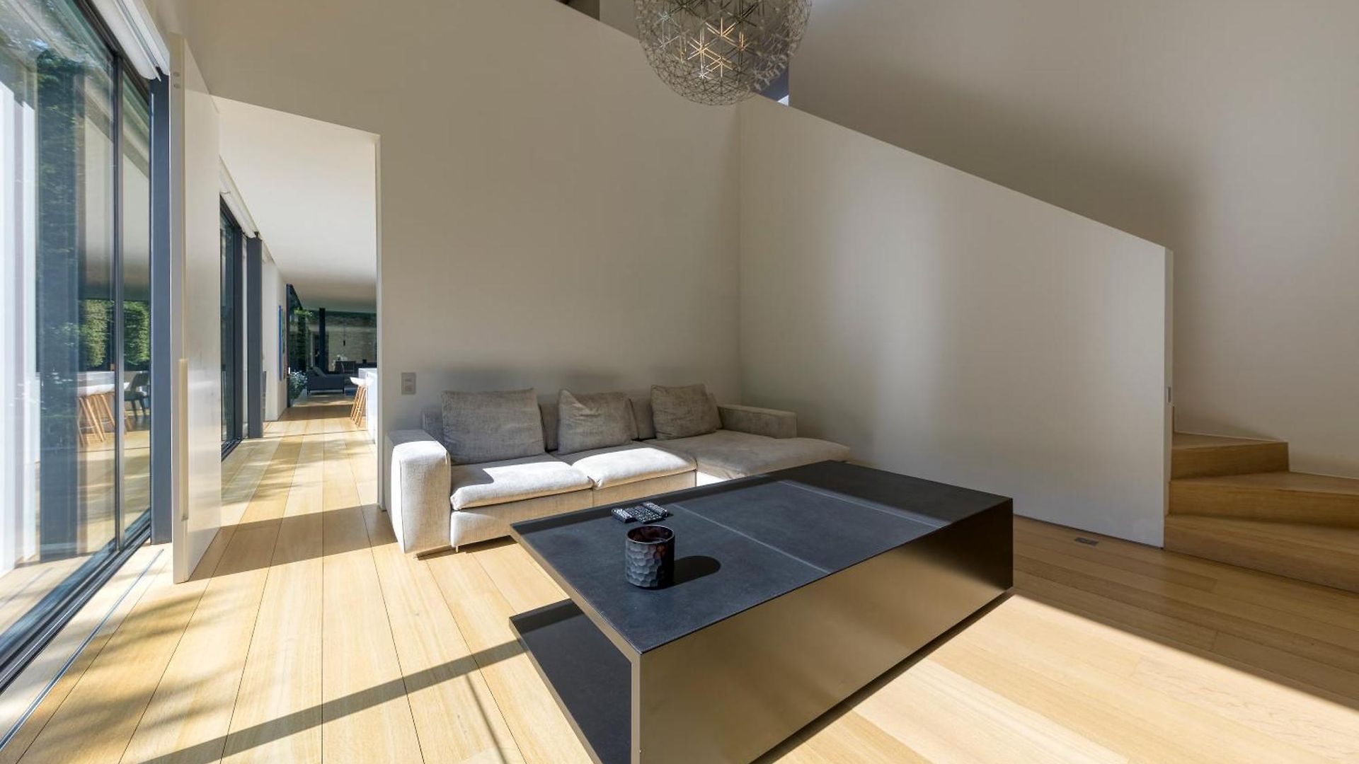 Luxurious 1000m2 With Garden And Pool Villa Brussels