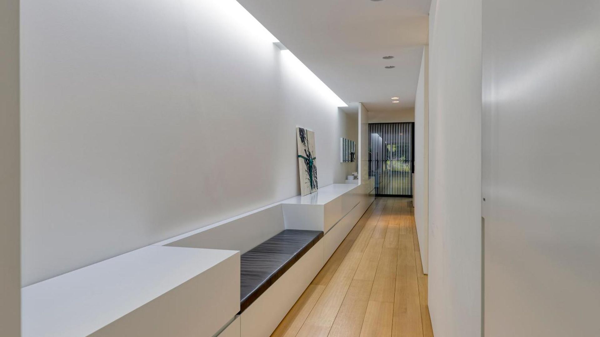 Luxurious 1000m2 With Garden And Pool * Brussels