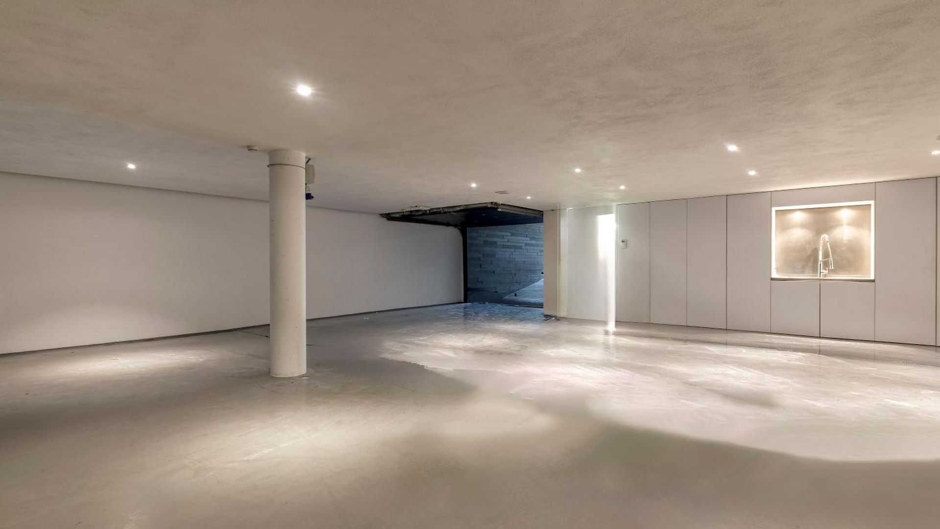 Luxurious 1000m2 With Garden And Pool * Brussels