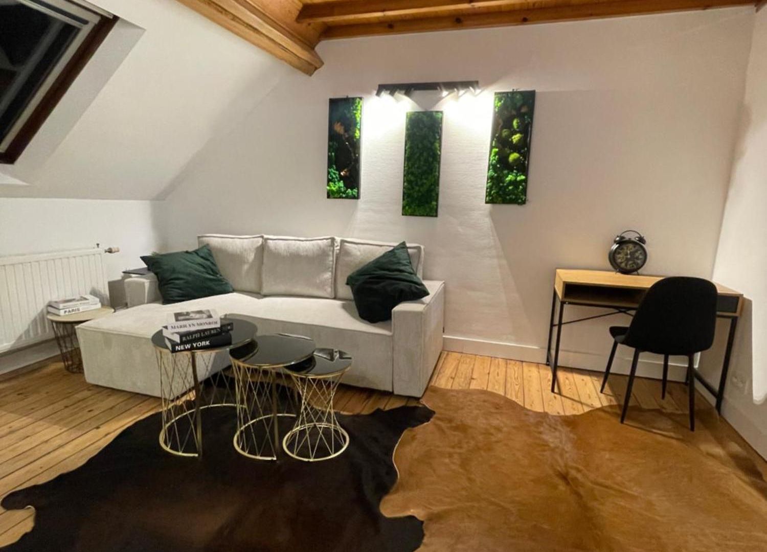 Attic European Quarter *