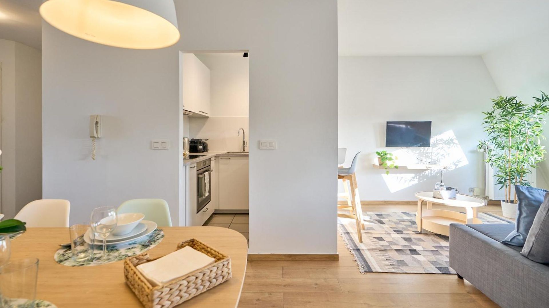 Charming In Heart Of Grand Place