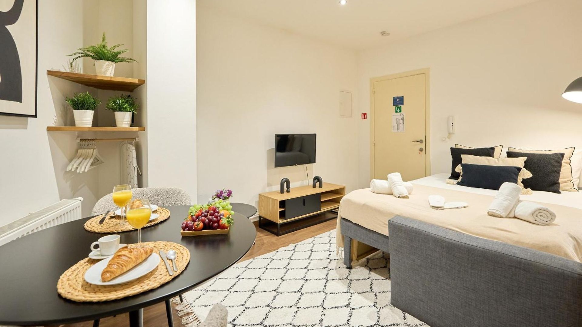 Compact & Stylish In Appartement