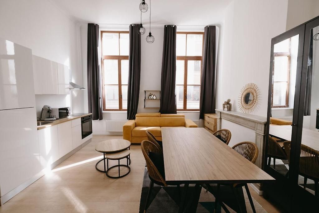 Aparthotel Grand Place 22 3*