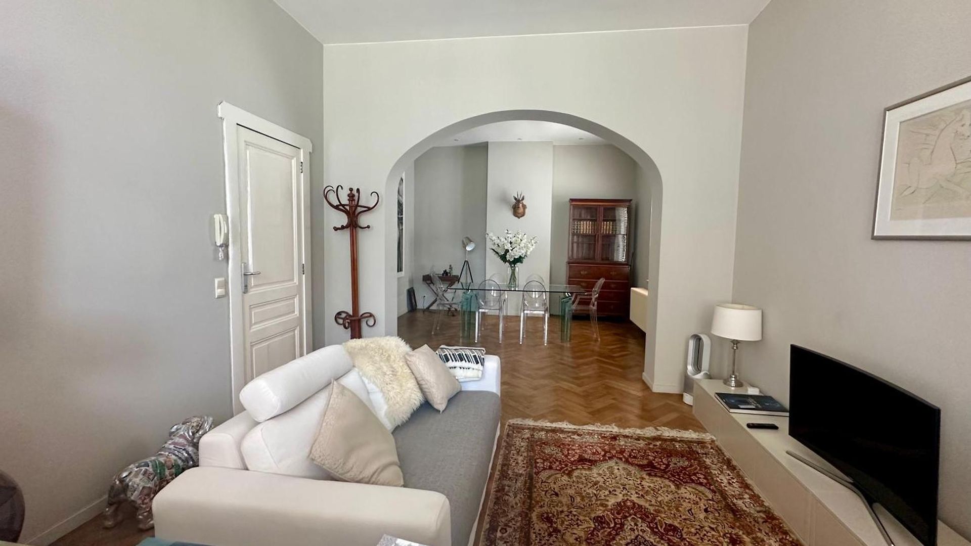 Appartement Beautiful Luxurious 1 Bedroom In The Heart Of The European Quarter Brussel