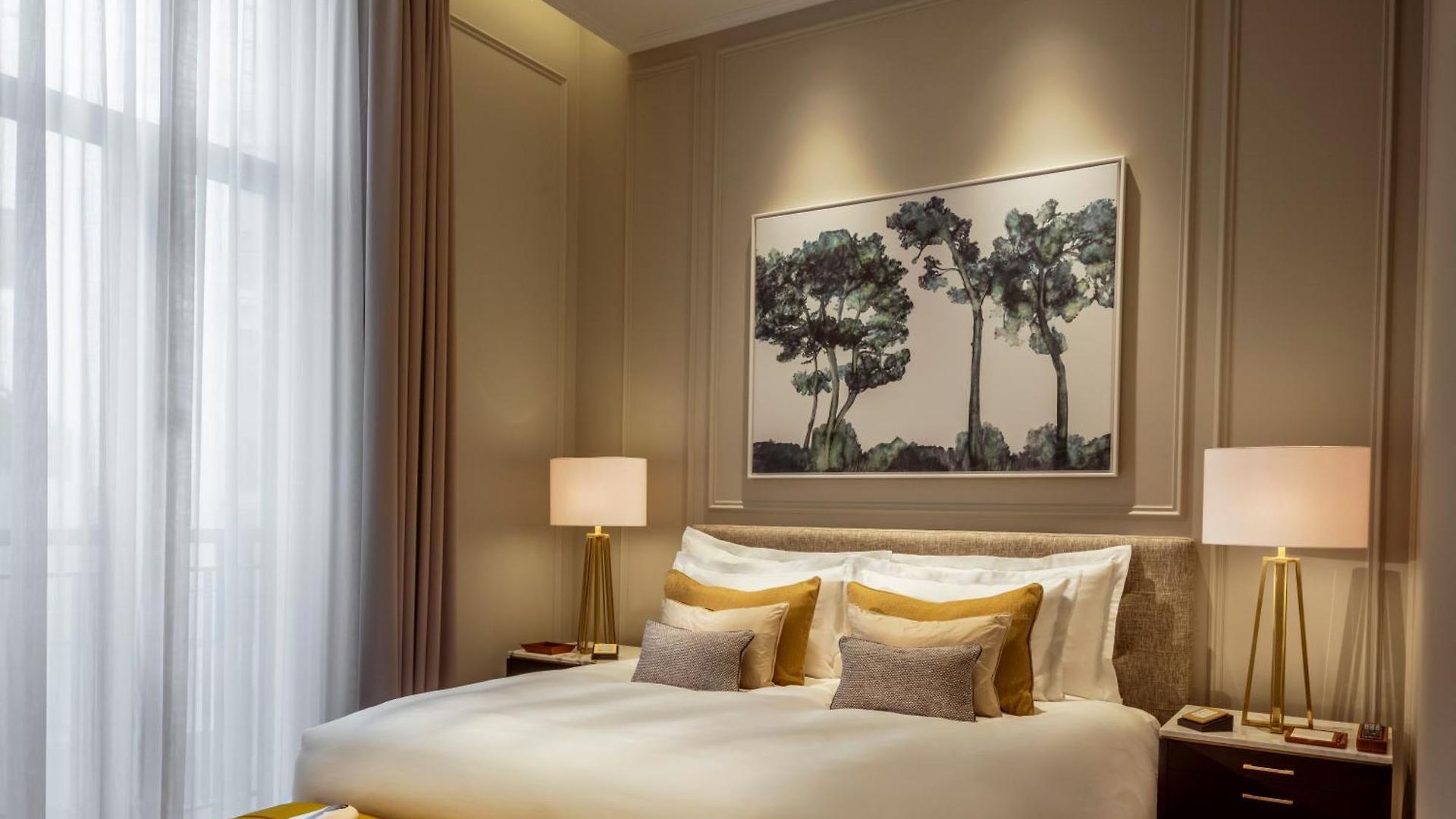 Corinthia Grand Astoria 5*