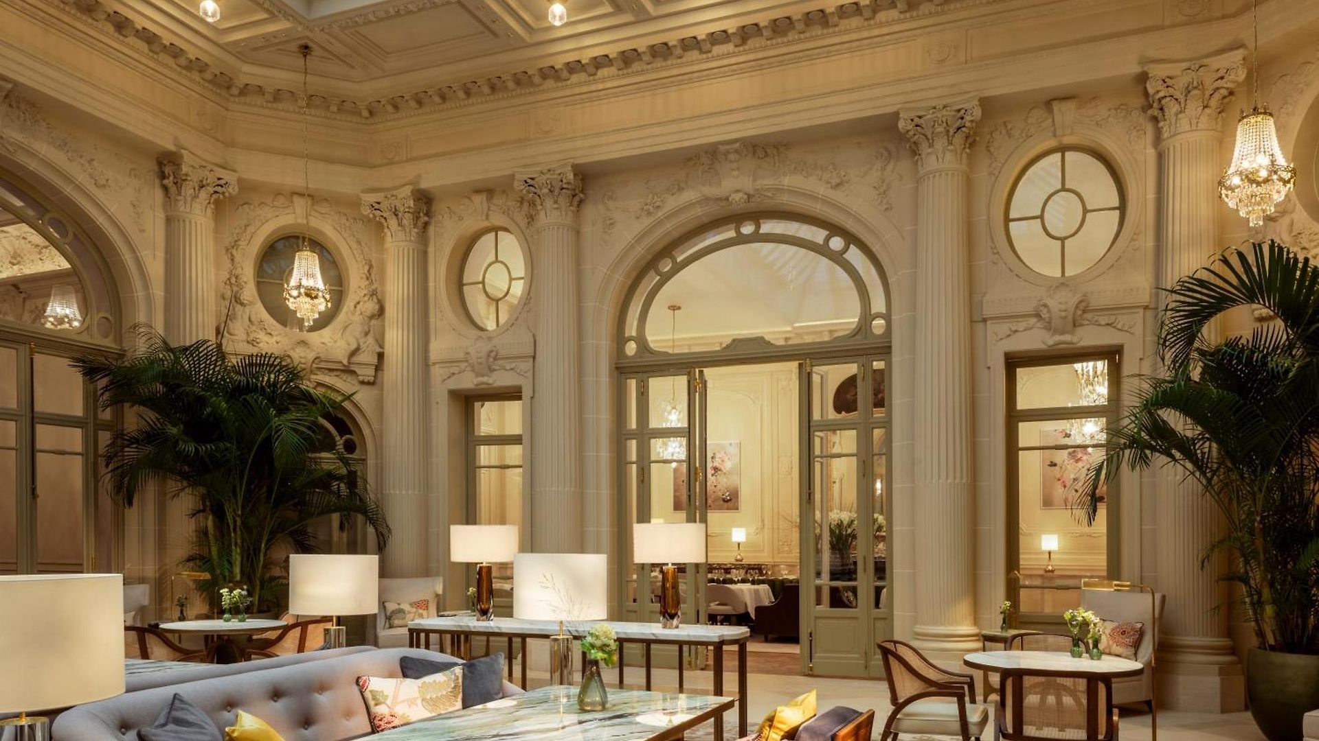 Corinthia Grand Astoria Hotel 5*