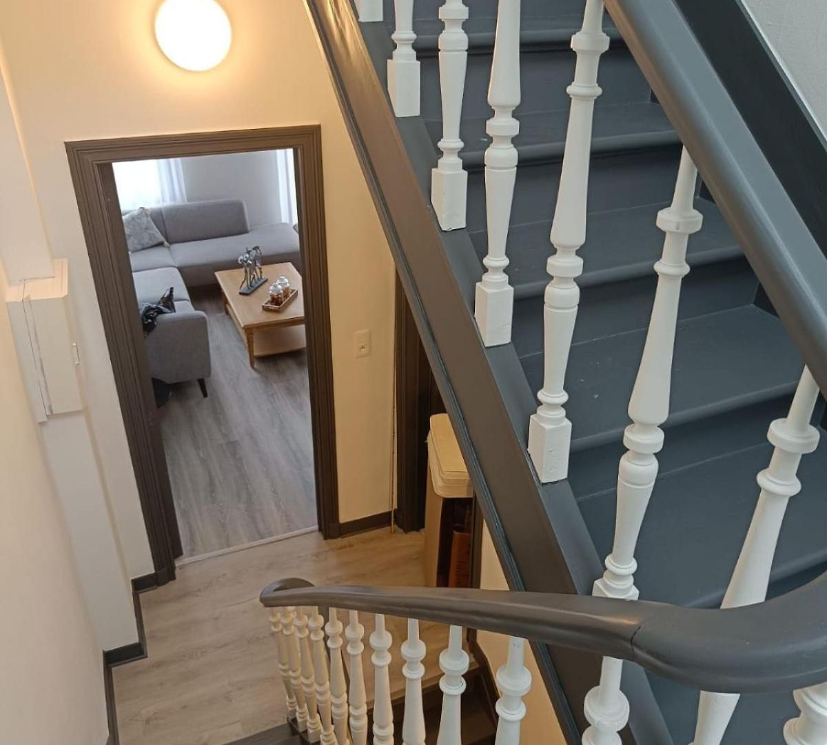 Modern Triplex 140m2 - 4 Bedrooms, 1 Living & 2 Bathrooms - 8 People In Brussels