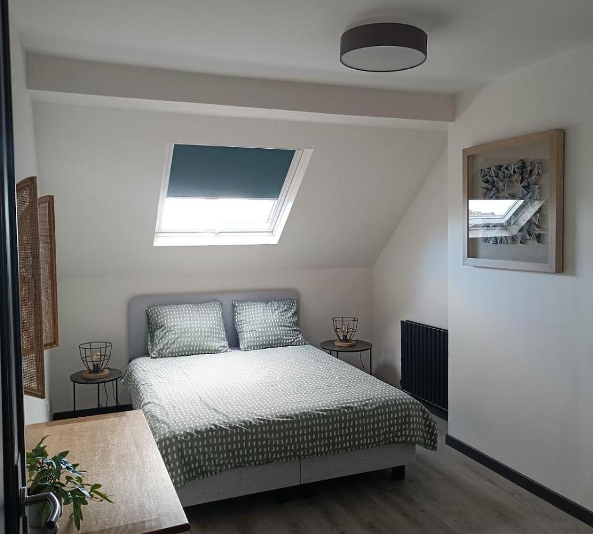 Modern Triplex 140m2 - 4 Bedrooms, 1 Living & 2 Bathrooms - 8 People In * Brussels