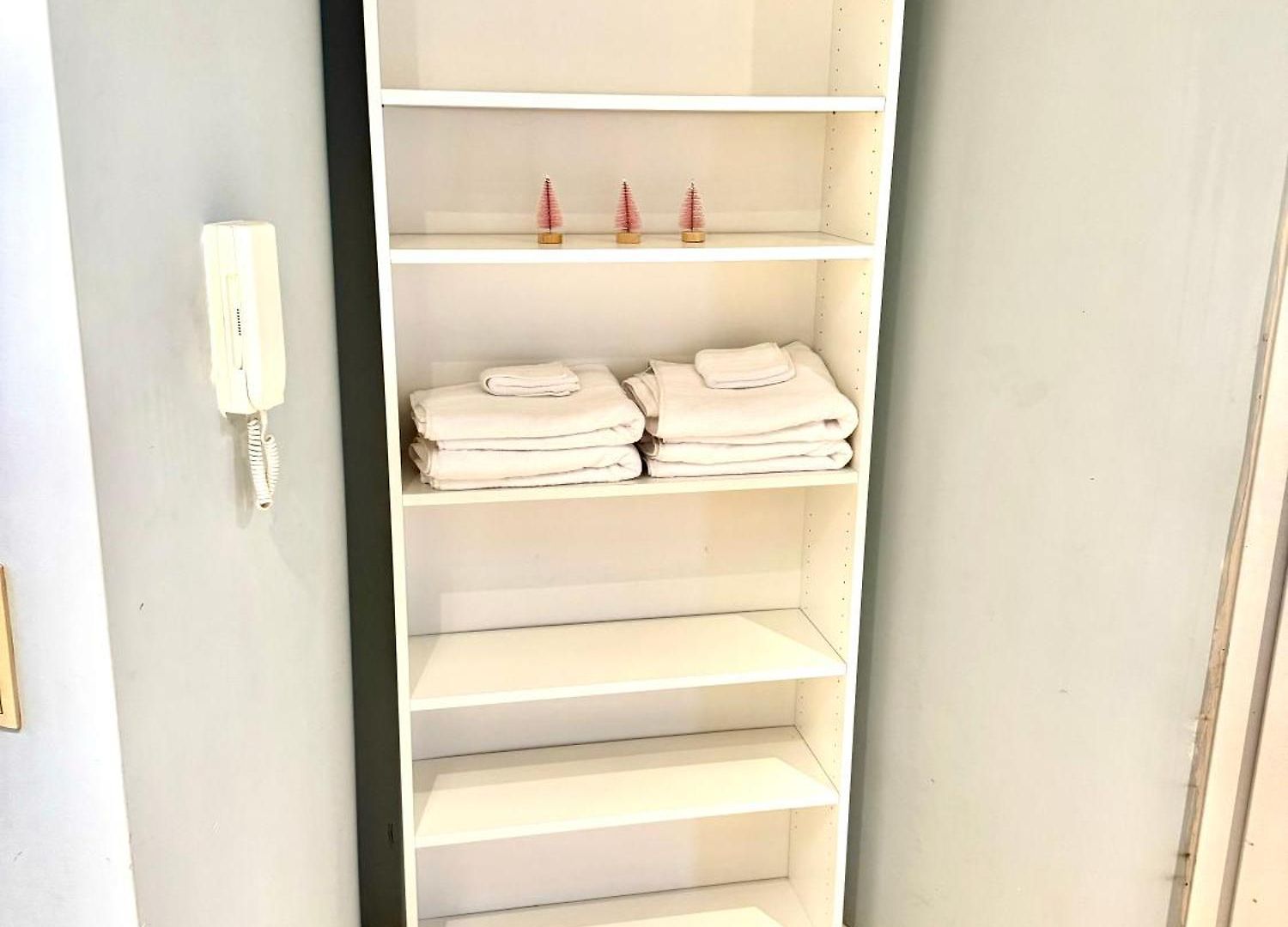Beautiful 2 Bedroom Familiar Luxury Brussels