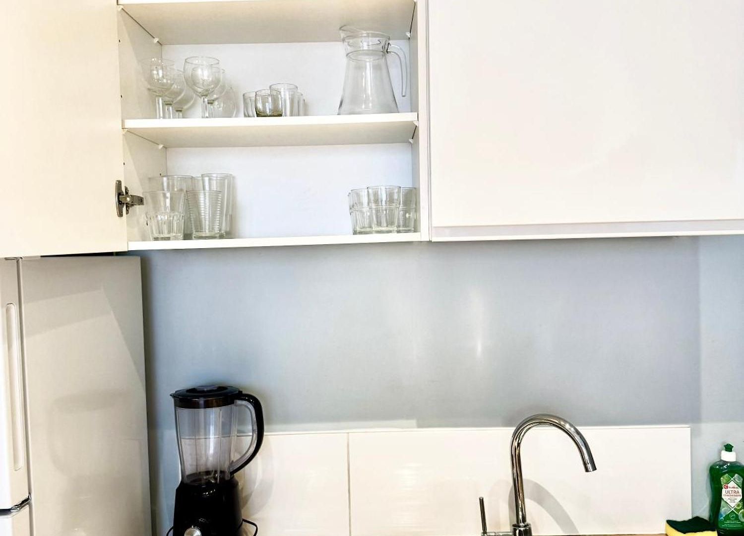 Beautiful 2 Bedroom Familiar Luxury Apartment