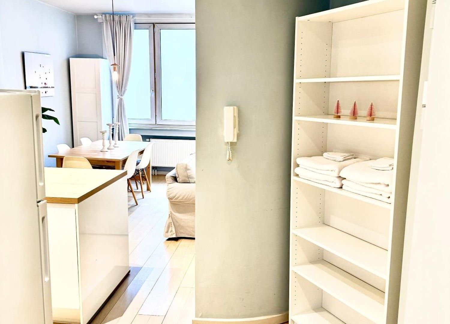 Beautiful 2 Bedroom Familiar Luxury * Brussels