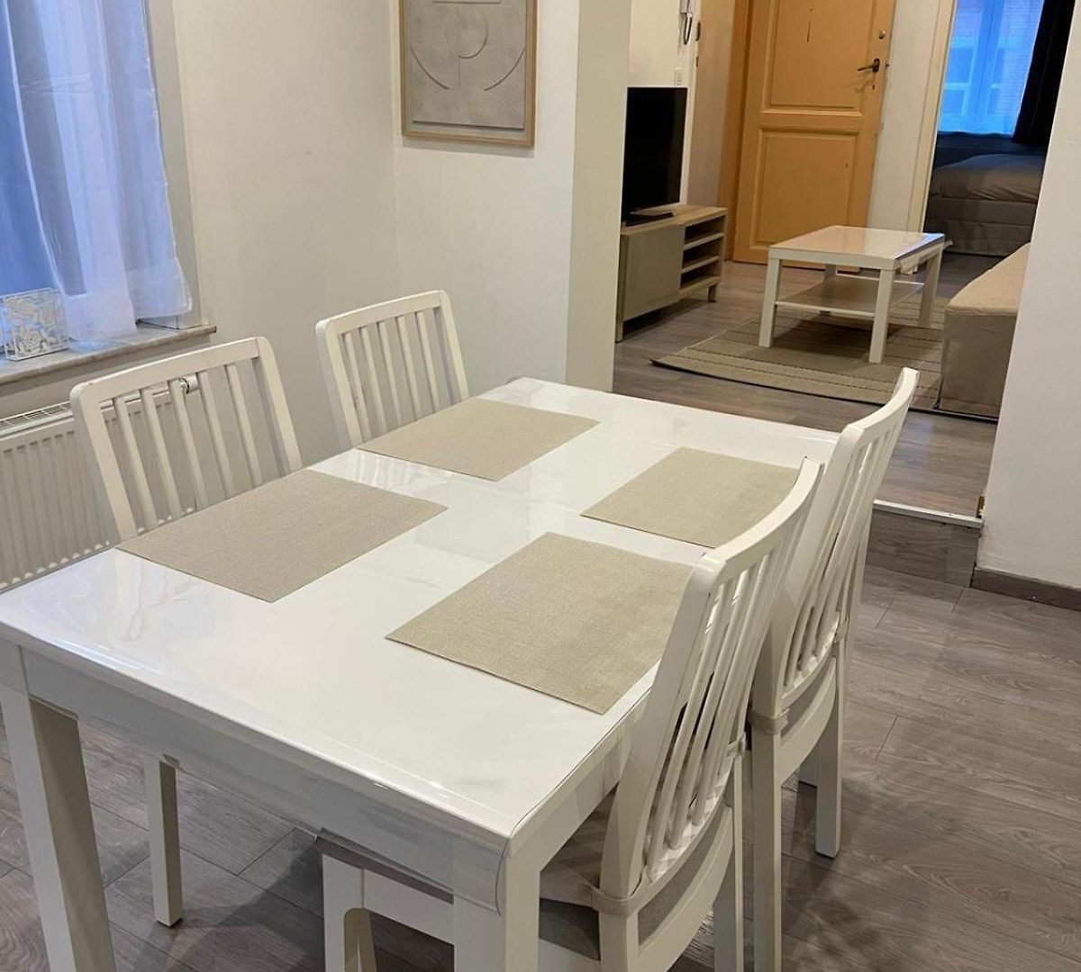 Confortable Avec Garage Premier Etage Sans Terrasse Appartement *