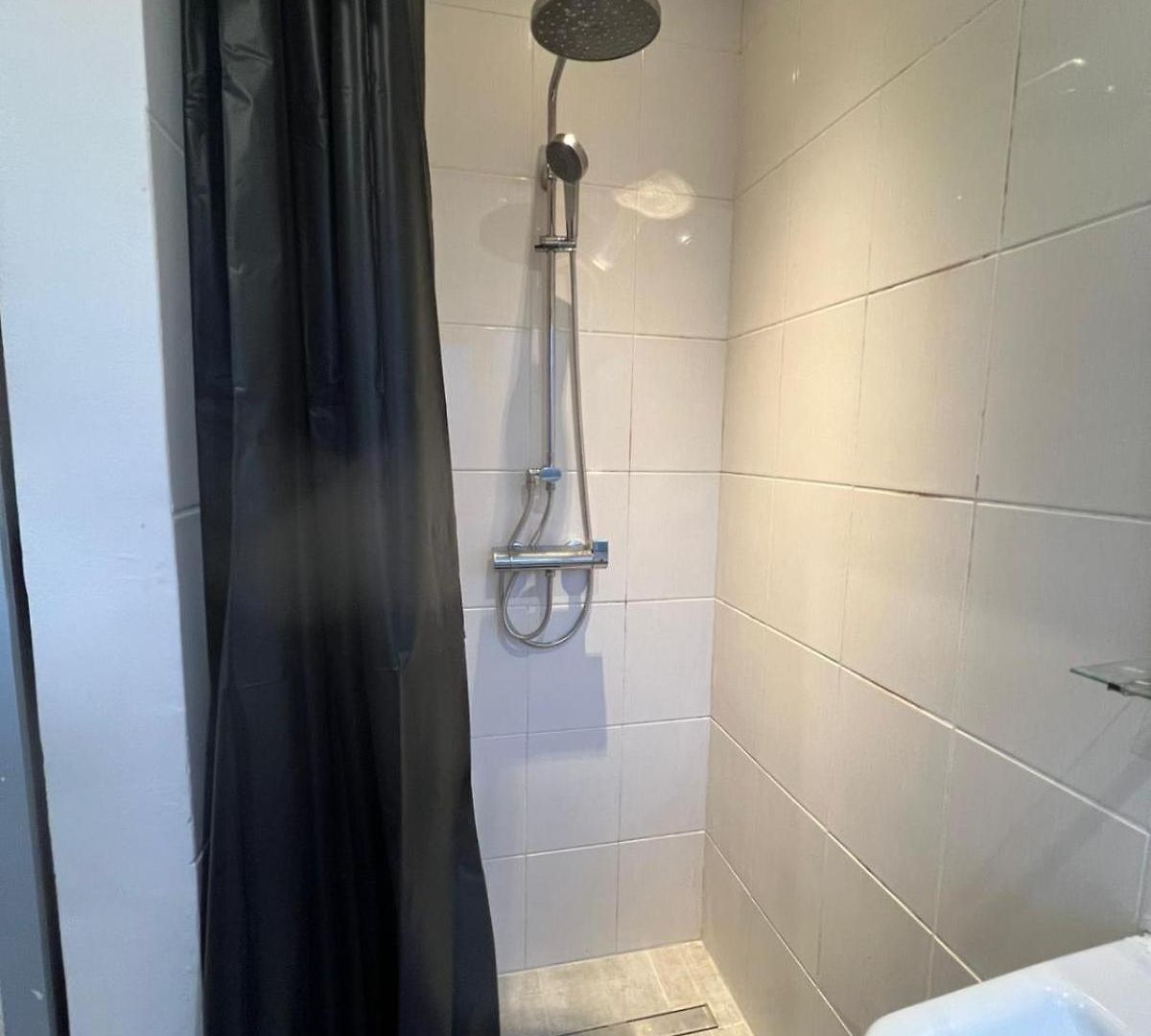 Appartement Confortable Avec Garage Premier Etage Sans Terrasse Brussel