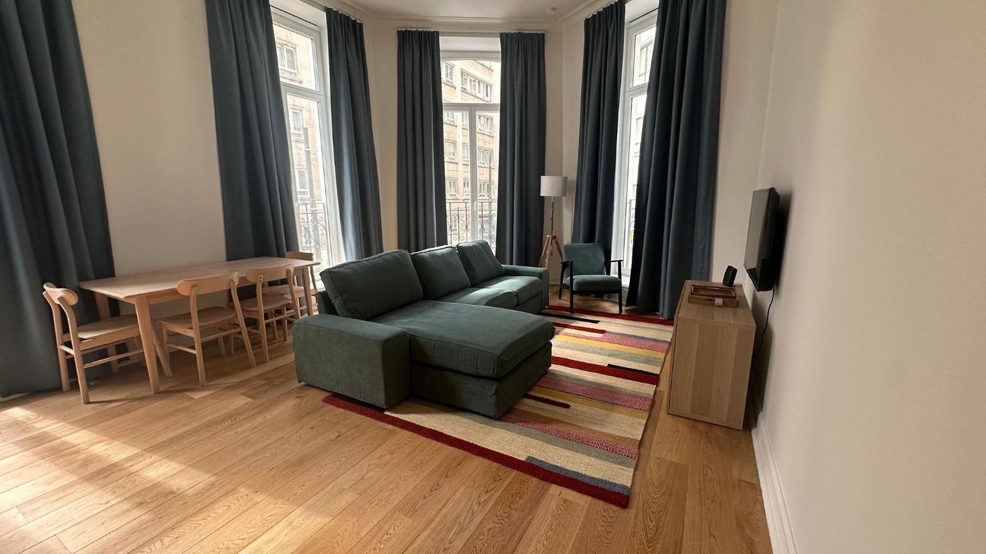 Self Check In Ixelles Retreat In The Heart Of