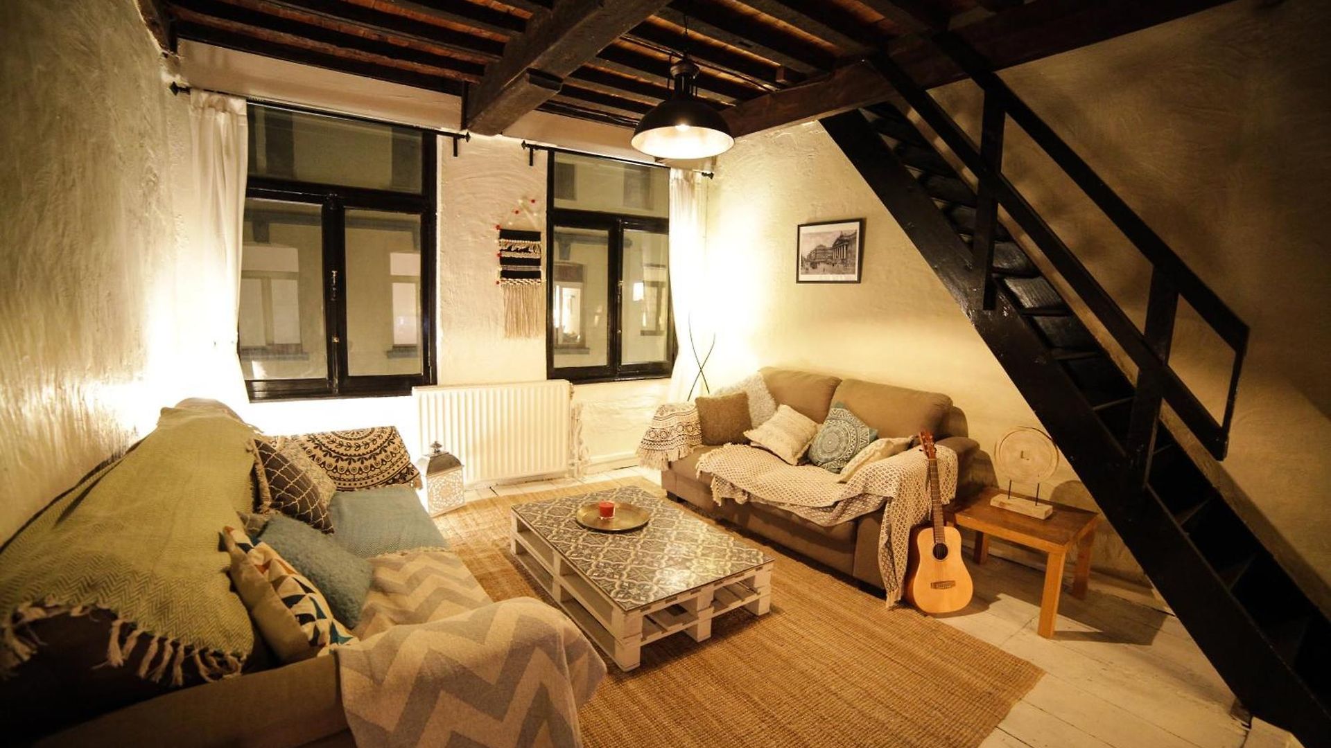 Centre Petite Privee Au Sablon ! Guest house *