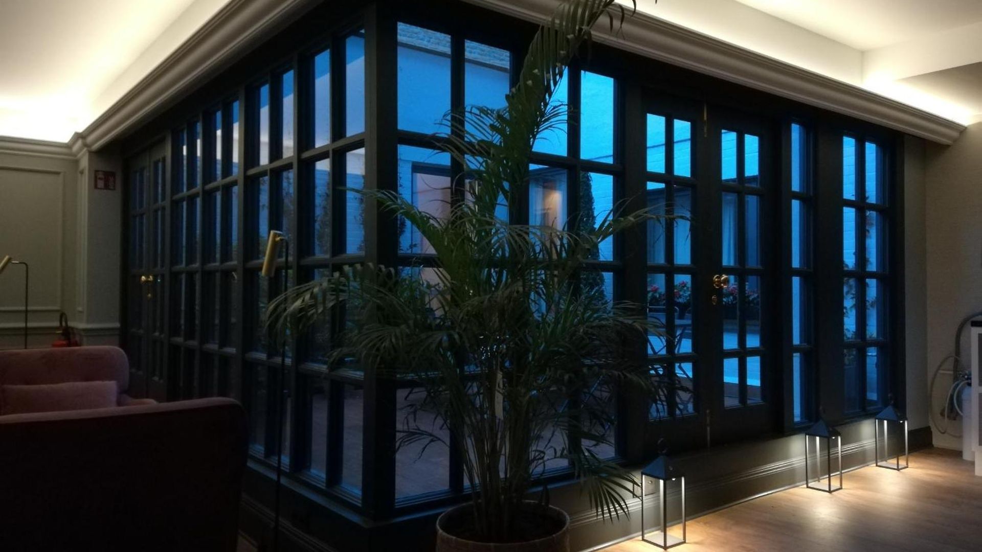 Hotel Avenue Louise Trademark Collection By Wyndham 4*