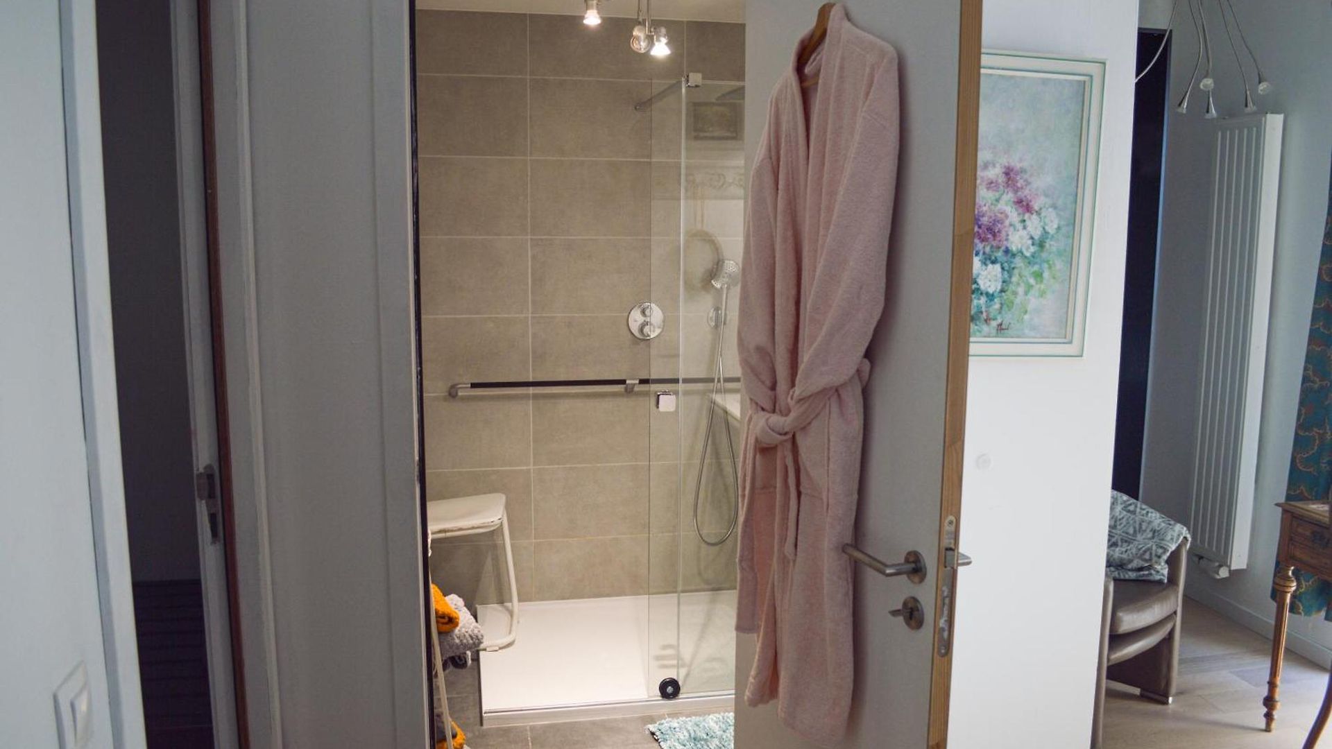 1br Metro Hopital Erasme Bordet Handicapt Friendly