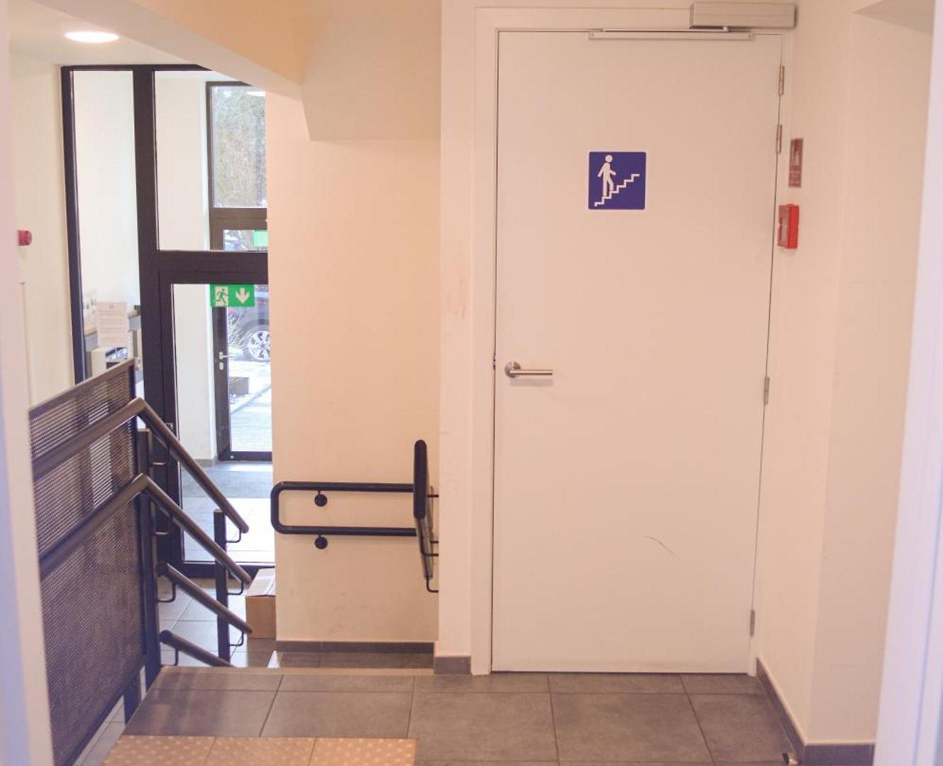 1br Metro Hopital Erasme Bordet Handicapt Friendly Apartment *