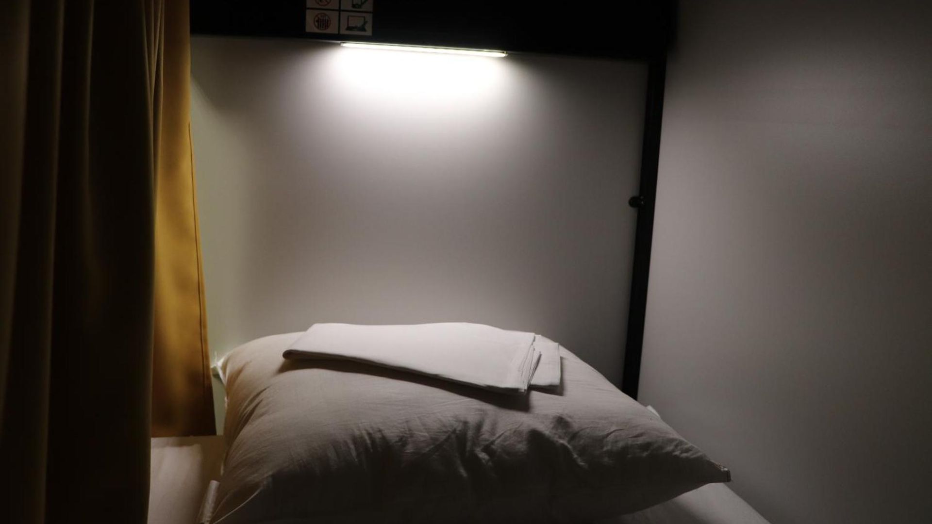 Hostel Hi Jacques Brel