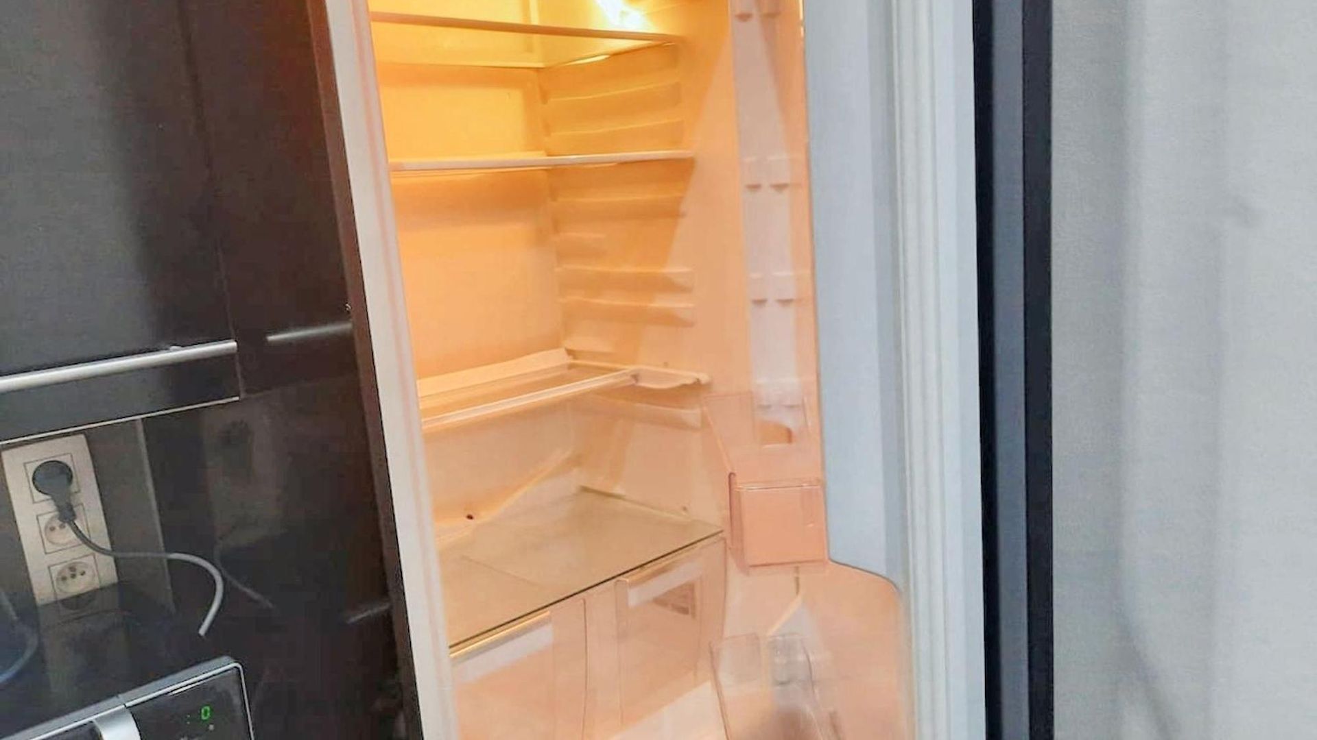 Modern In Molenbeek-saint-jean / 77 M² / Parking Apartment Brussels