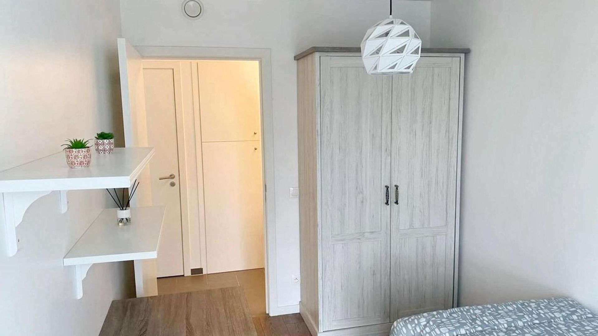 Apartment Modern In Cureghem Anderlecht 134 M² + Terrace Brussels