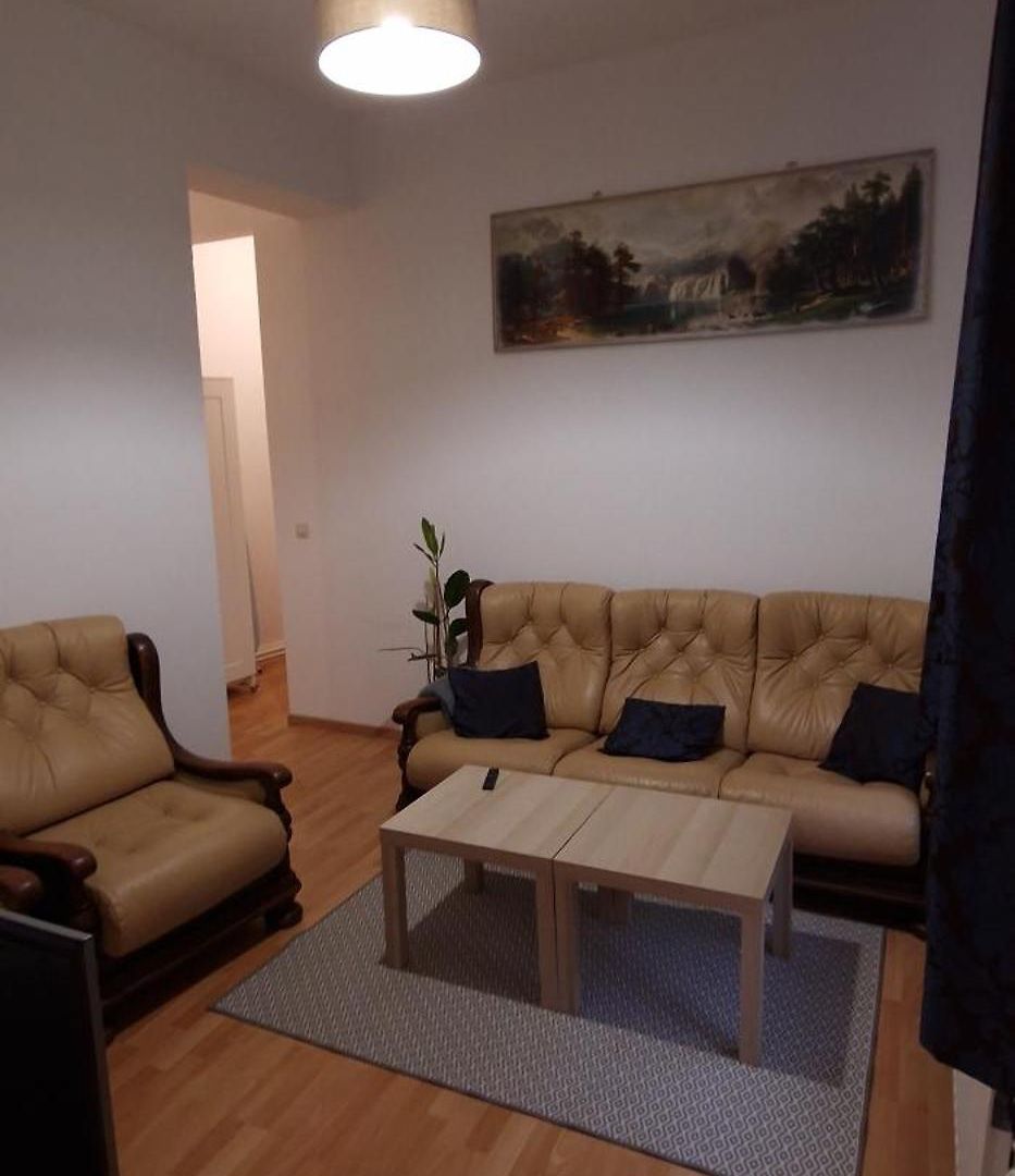 Sauna, Atomium, Expo Brussels, Stadium Roi Baudoin, Kinepolis, Planetarium, Centre Appartement *