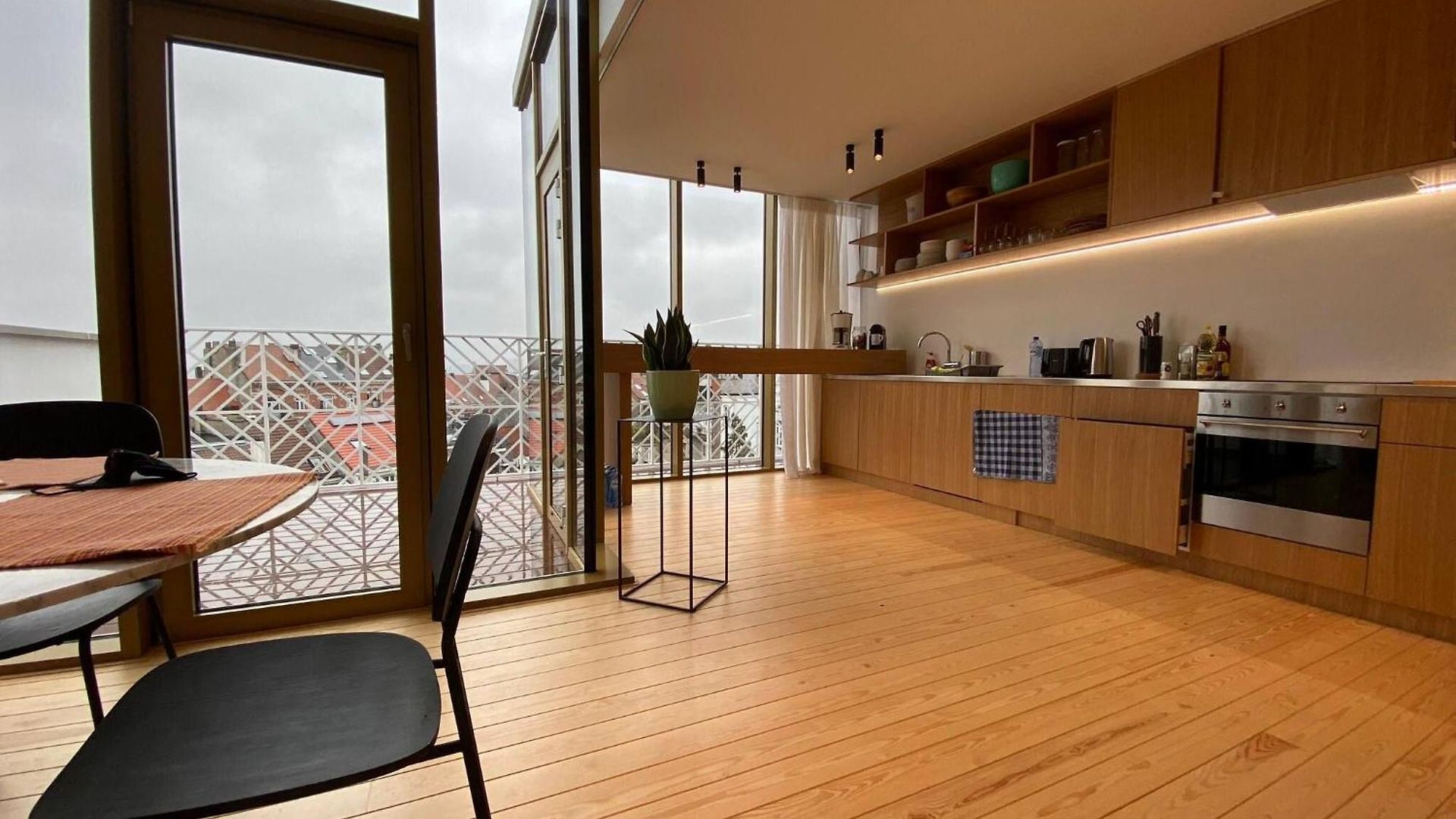 Floor New Duplex Stunning View In Trendy St Gilles