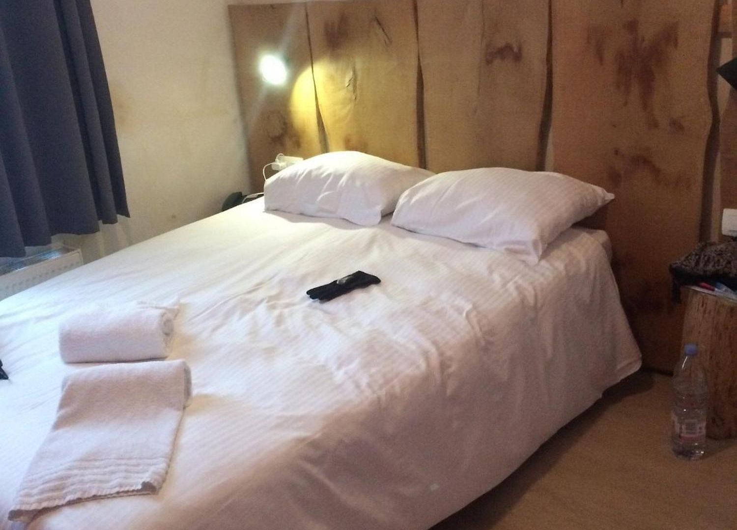 The82 Midi Hostel *