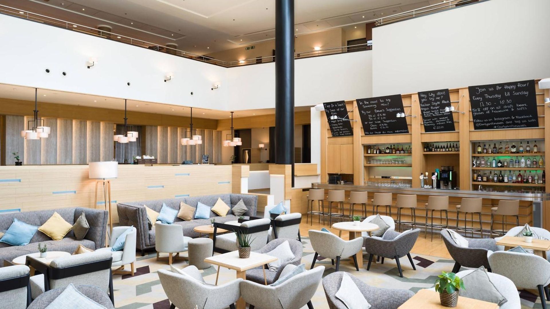 Hotel Courtyard By Marriott Brussels