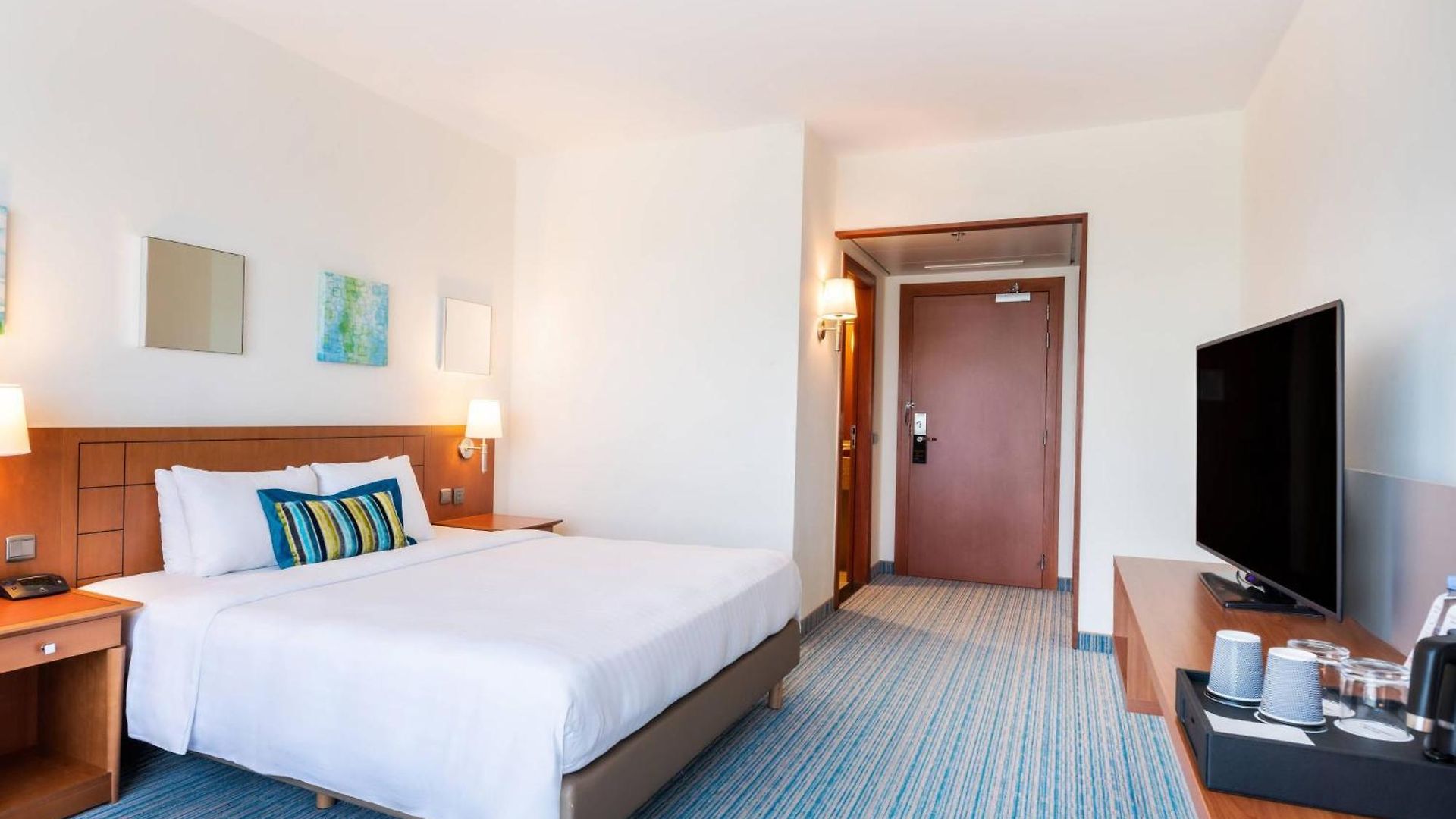 Courtyard By Marriott