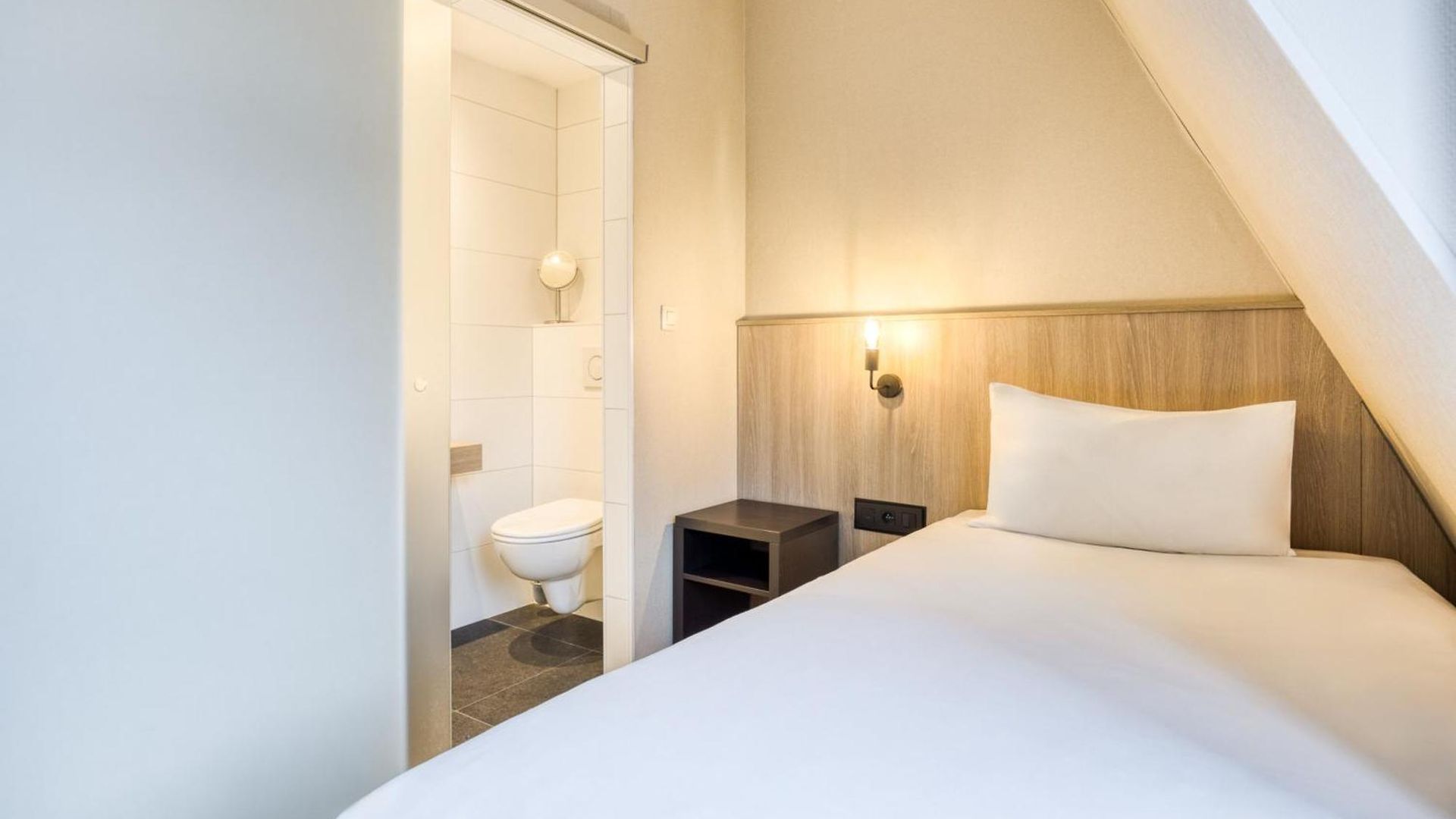 Schuman By Ihg Hotel