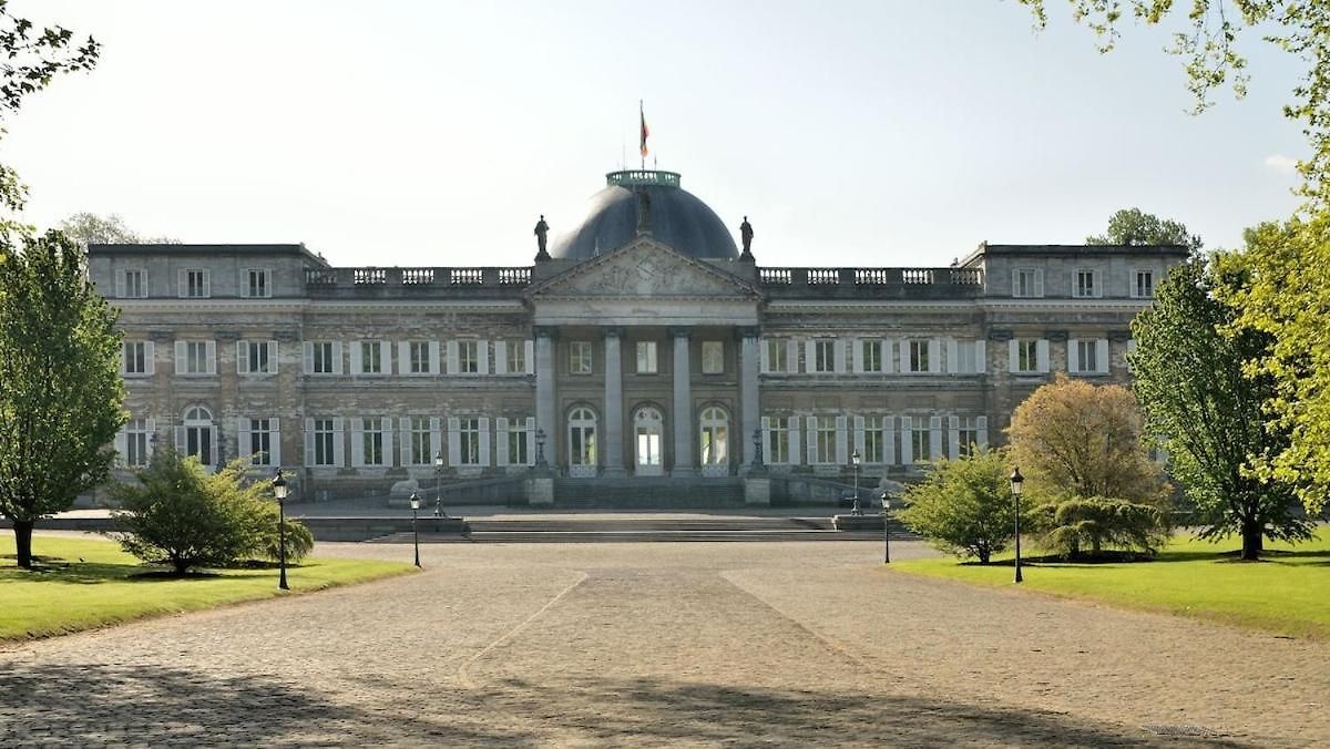 Cozy And Luxurious In Brussels, Laeken Brussels