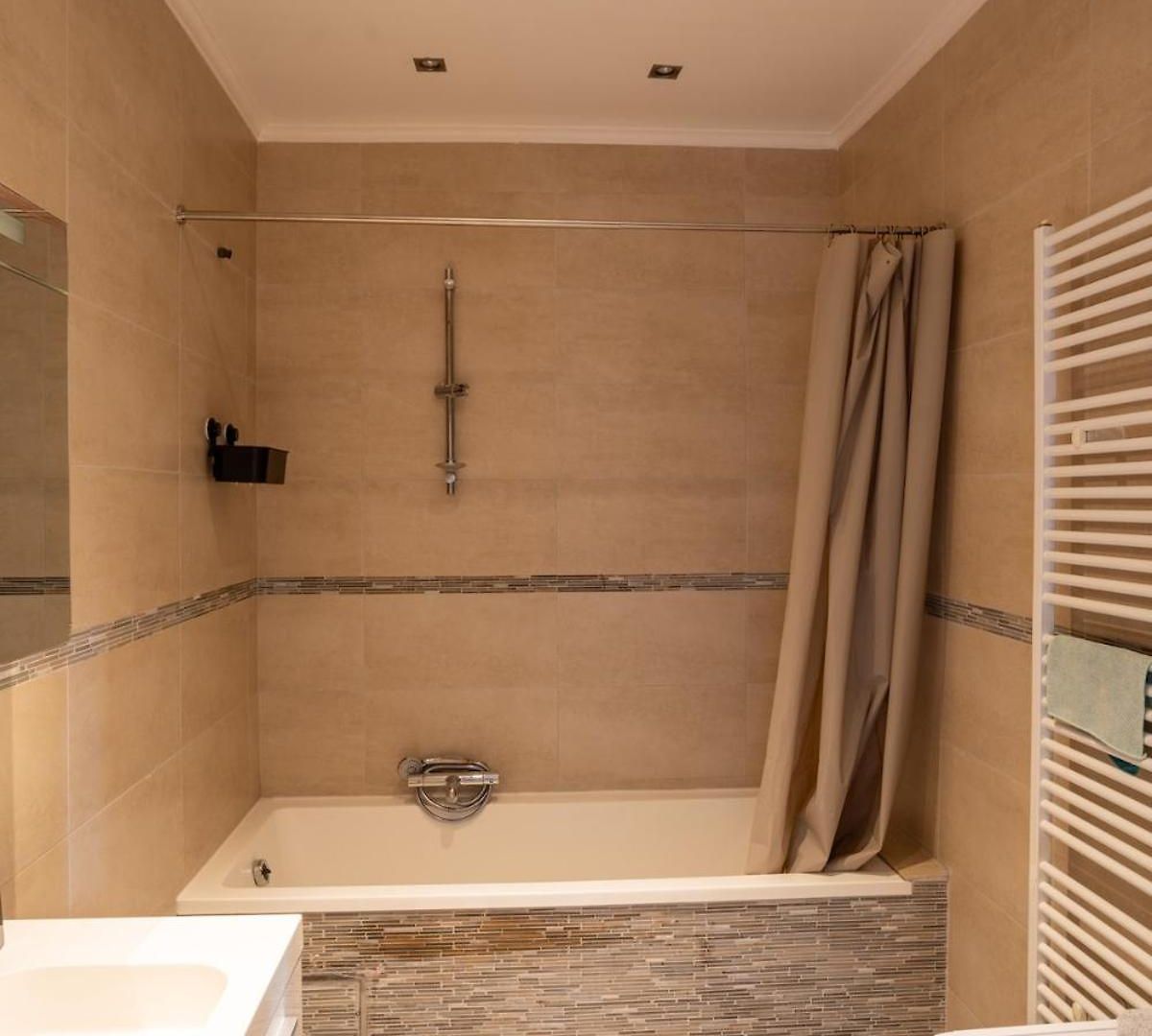 Apartment Cozy And Luxurious In Brussels, Laeken *