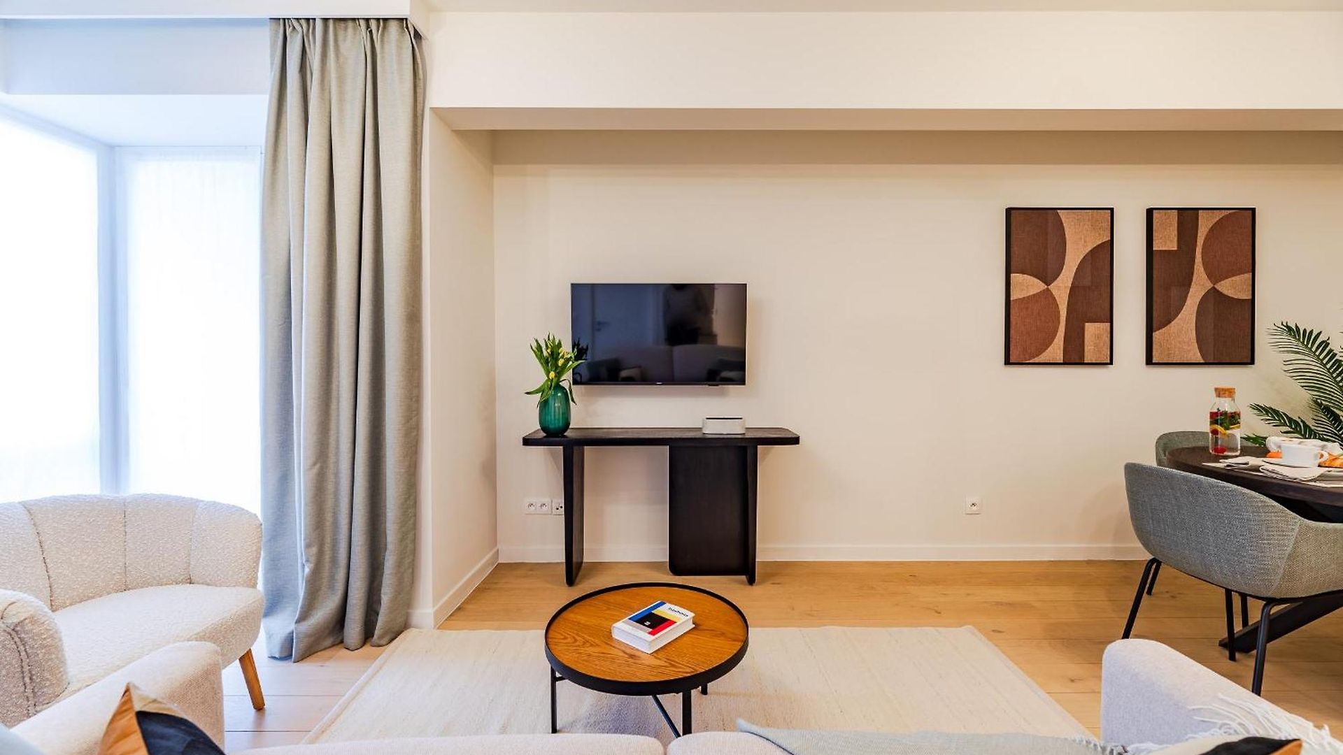 Diamant 1br Brussels
